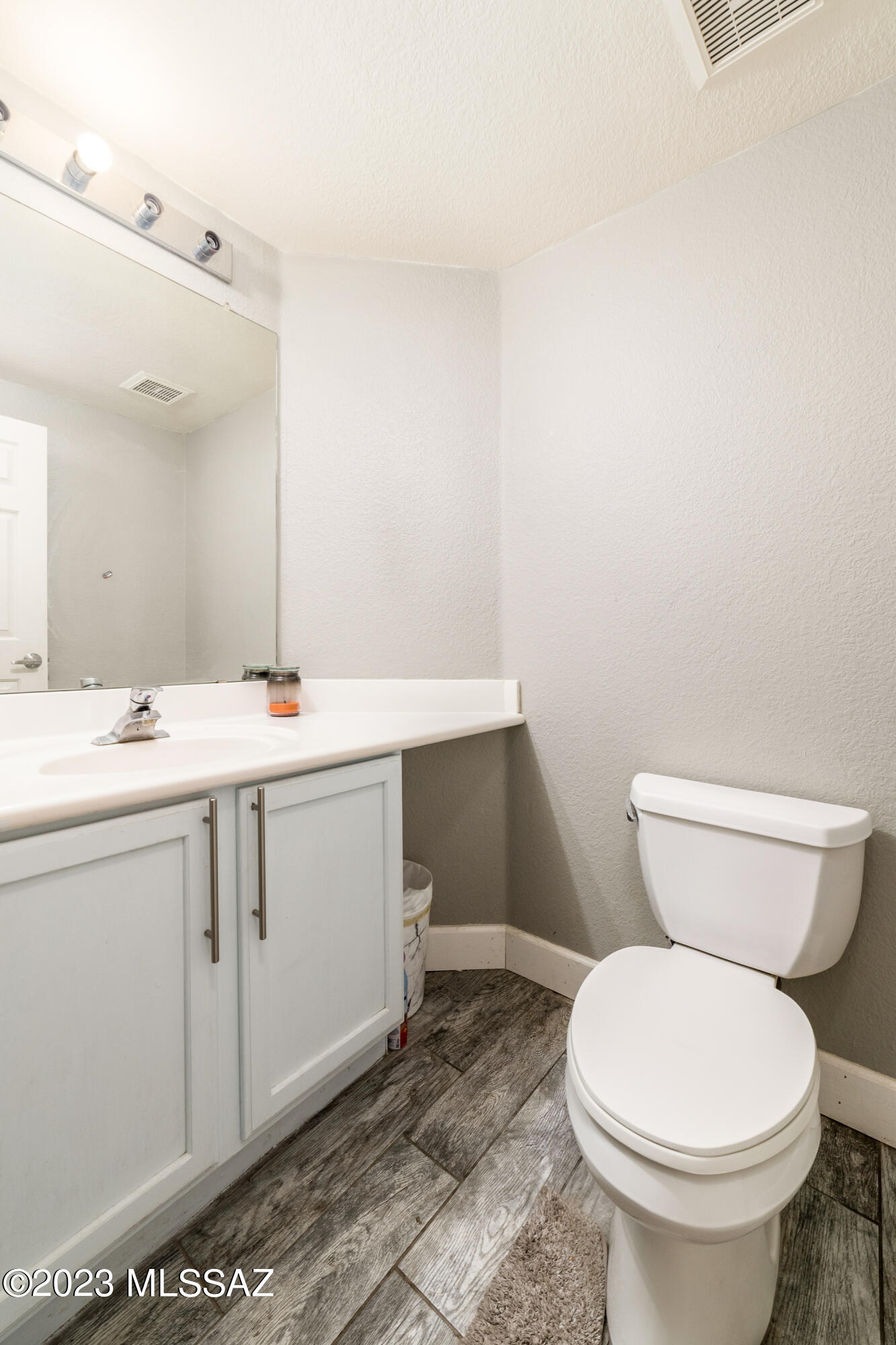 9205 N Sugar Foot Drive