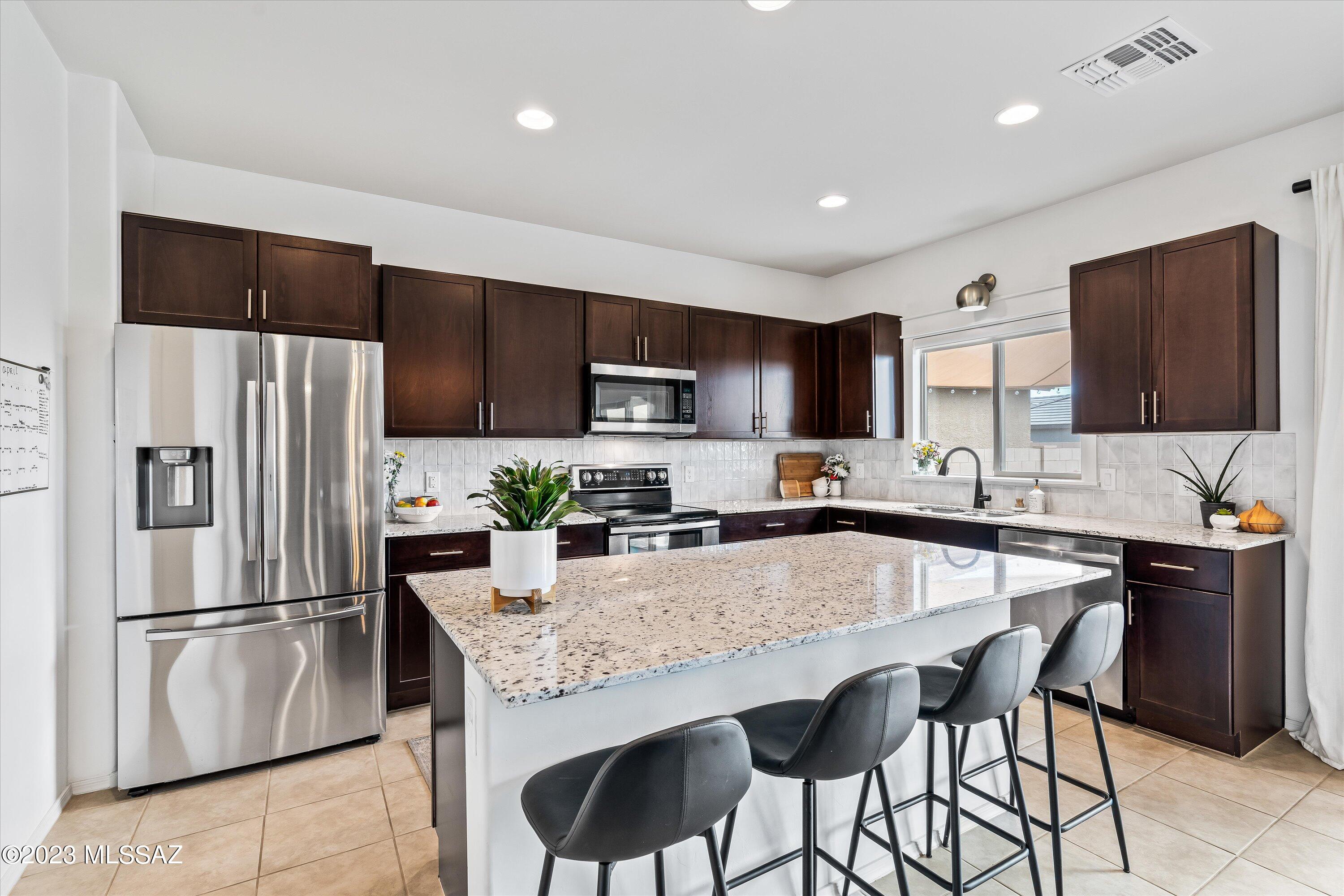 10971 W Whitton Street