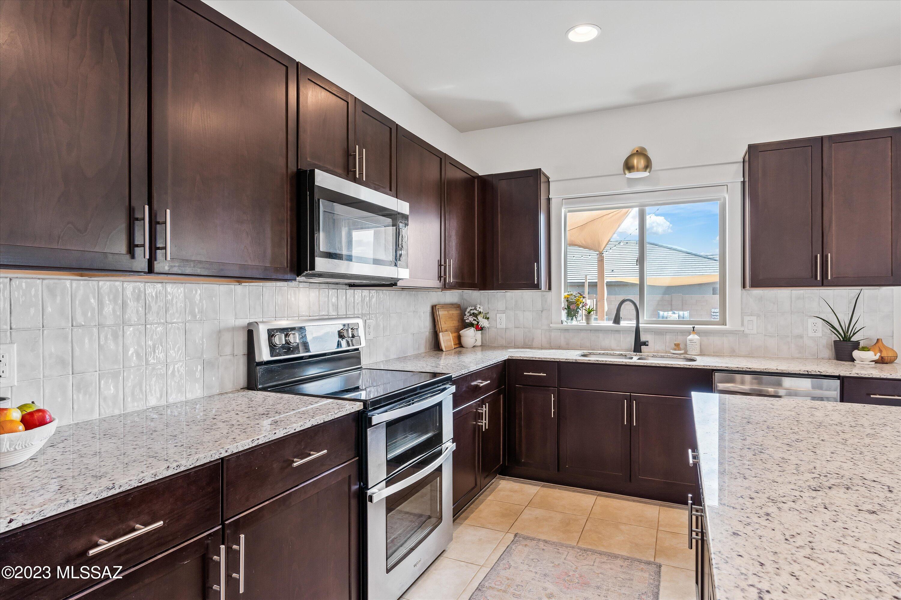 10971 W Whitton Street