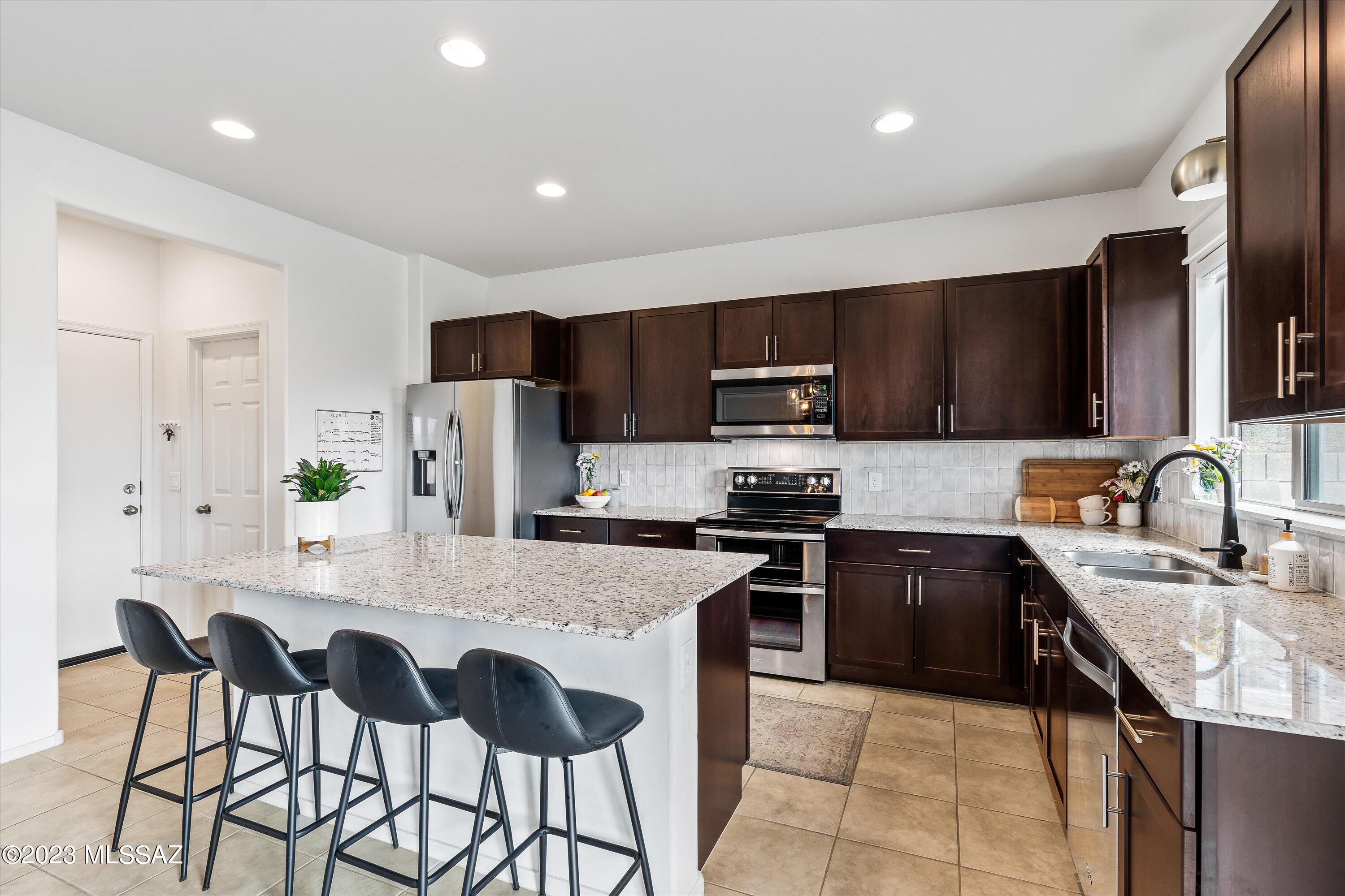 10971 W Whitton Street