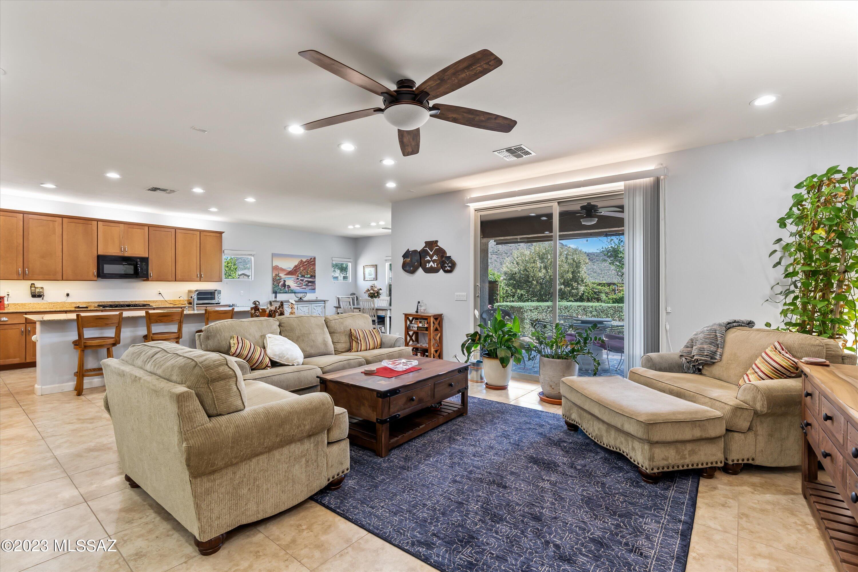 9890 N Saguaro Bloom Way