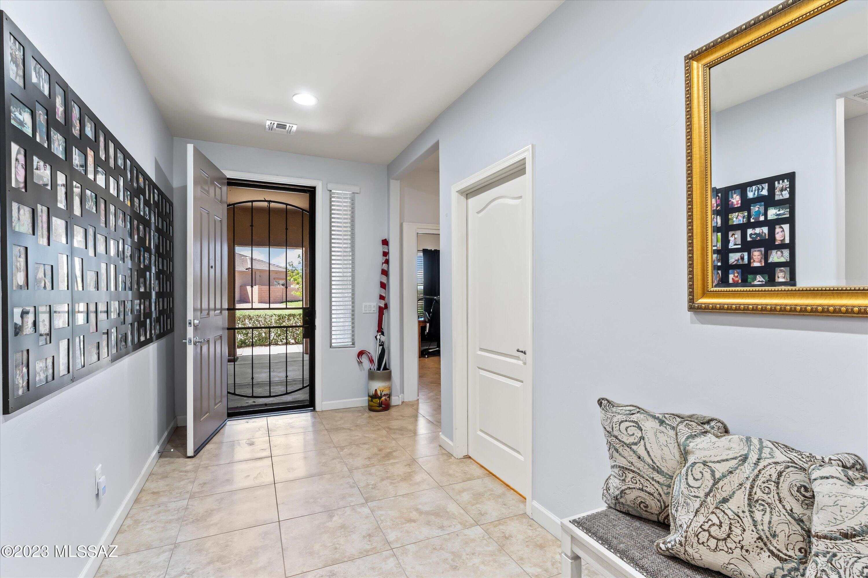 9890 N Saguaro Bloom Way