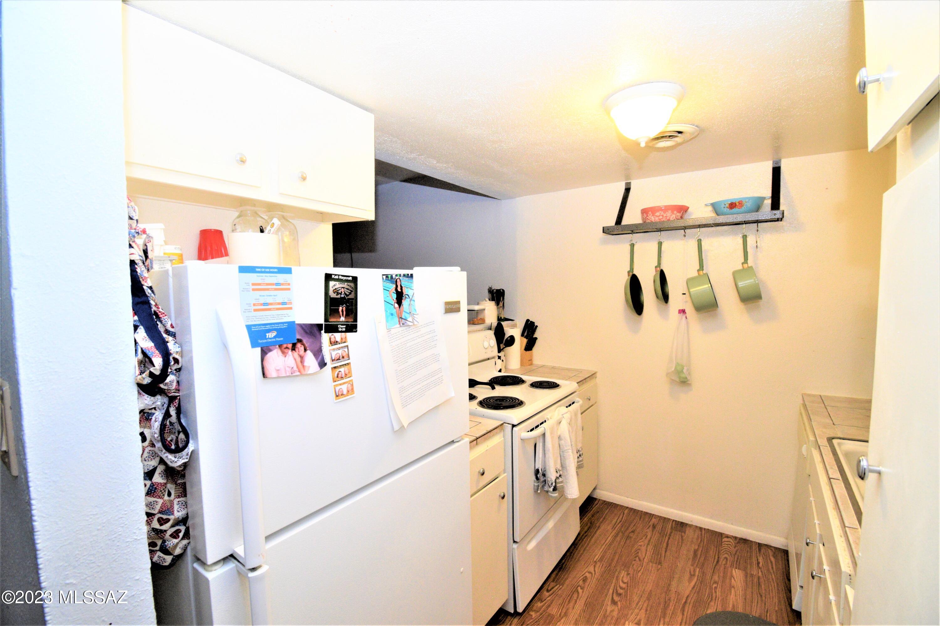 1620 N Wilmot Road Unit: E144