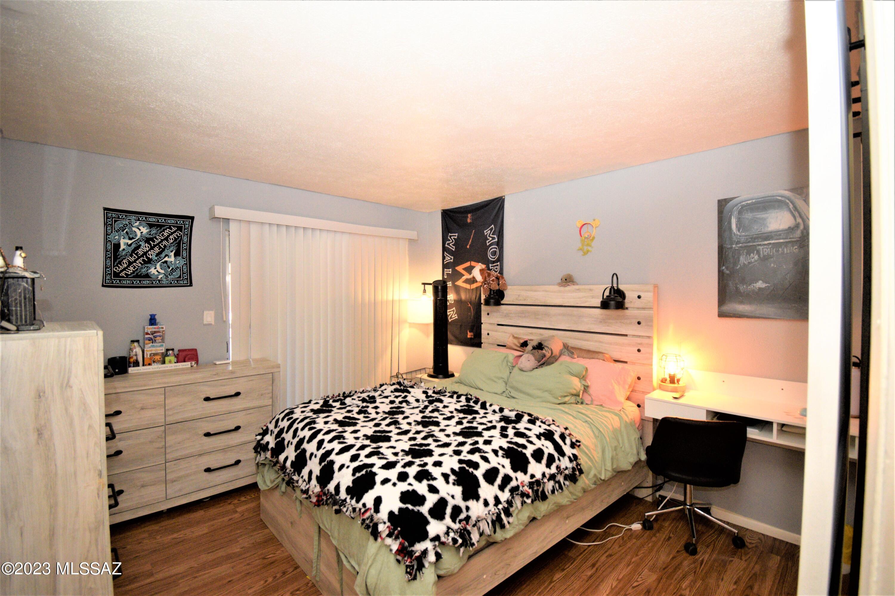 1620 N Wilmot Road Unit: E144