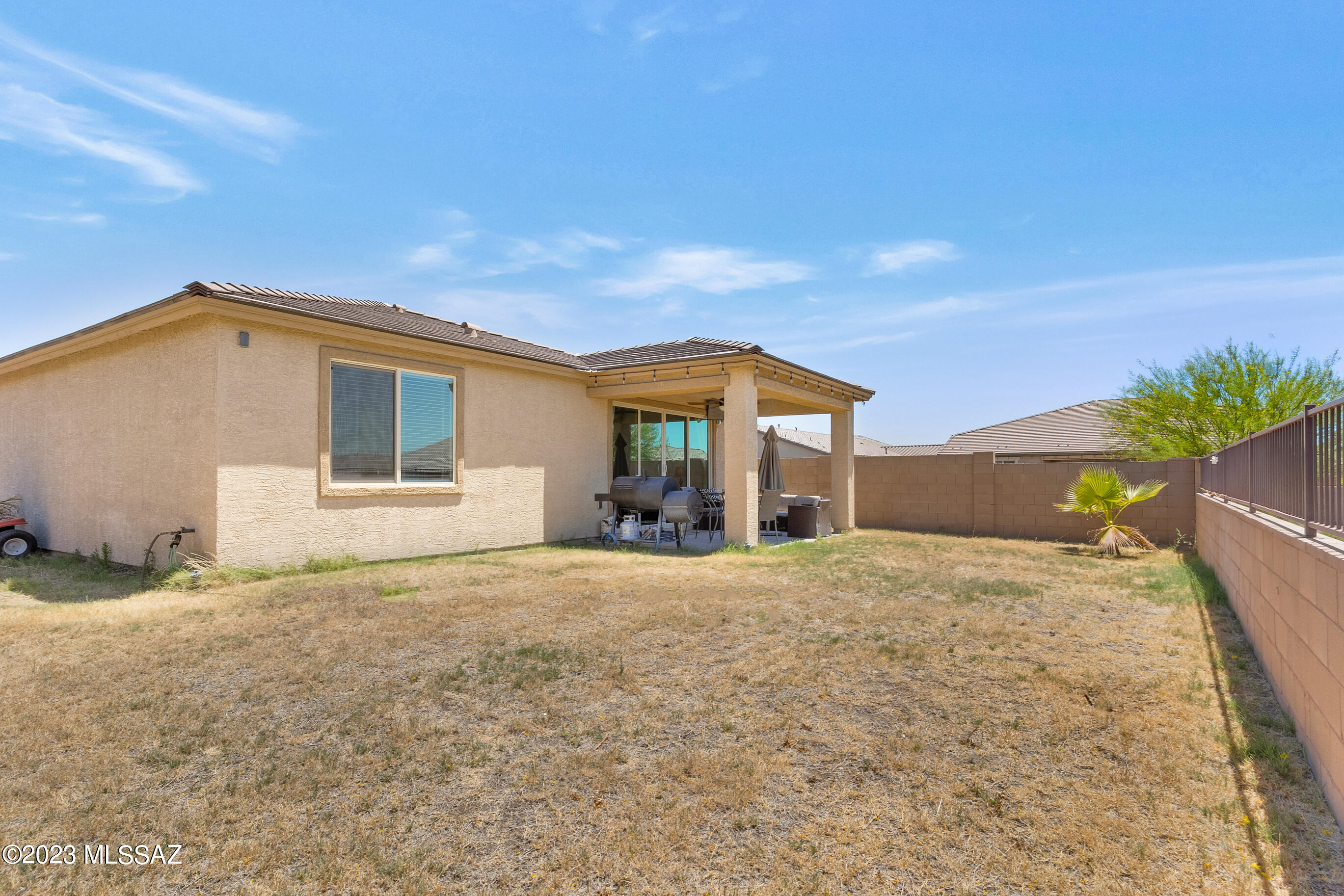 12209 N Amberwood Place