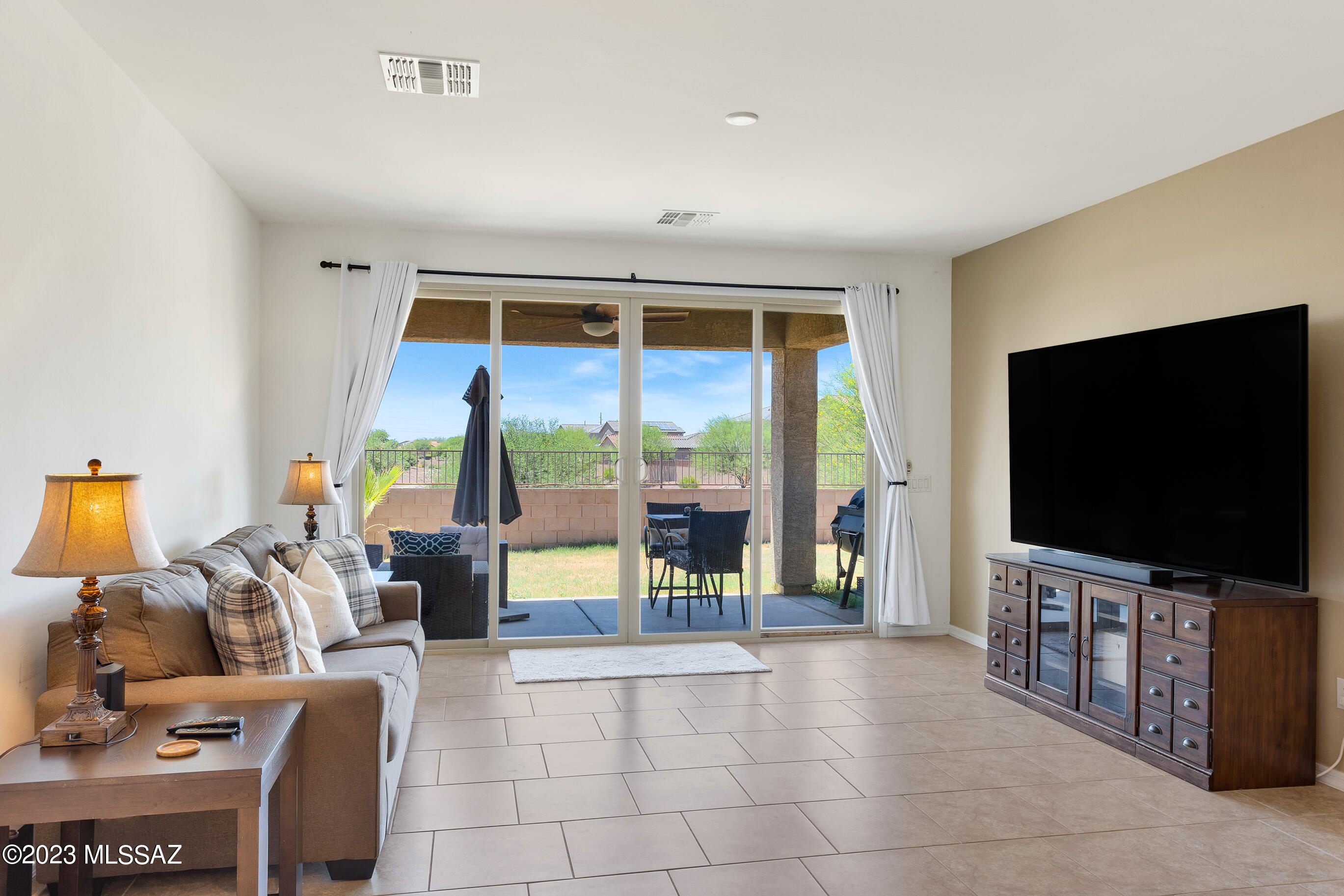 12209 N Amberwood Place