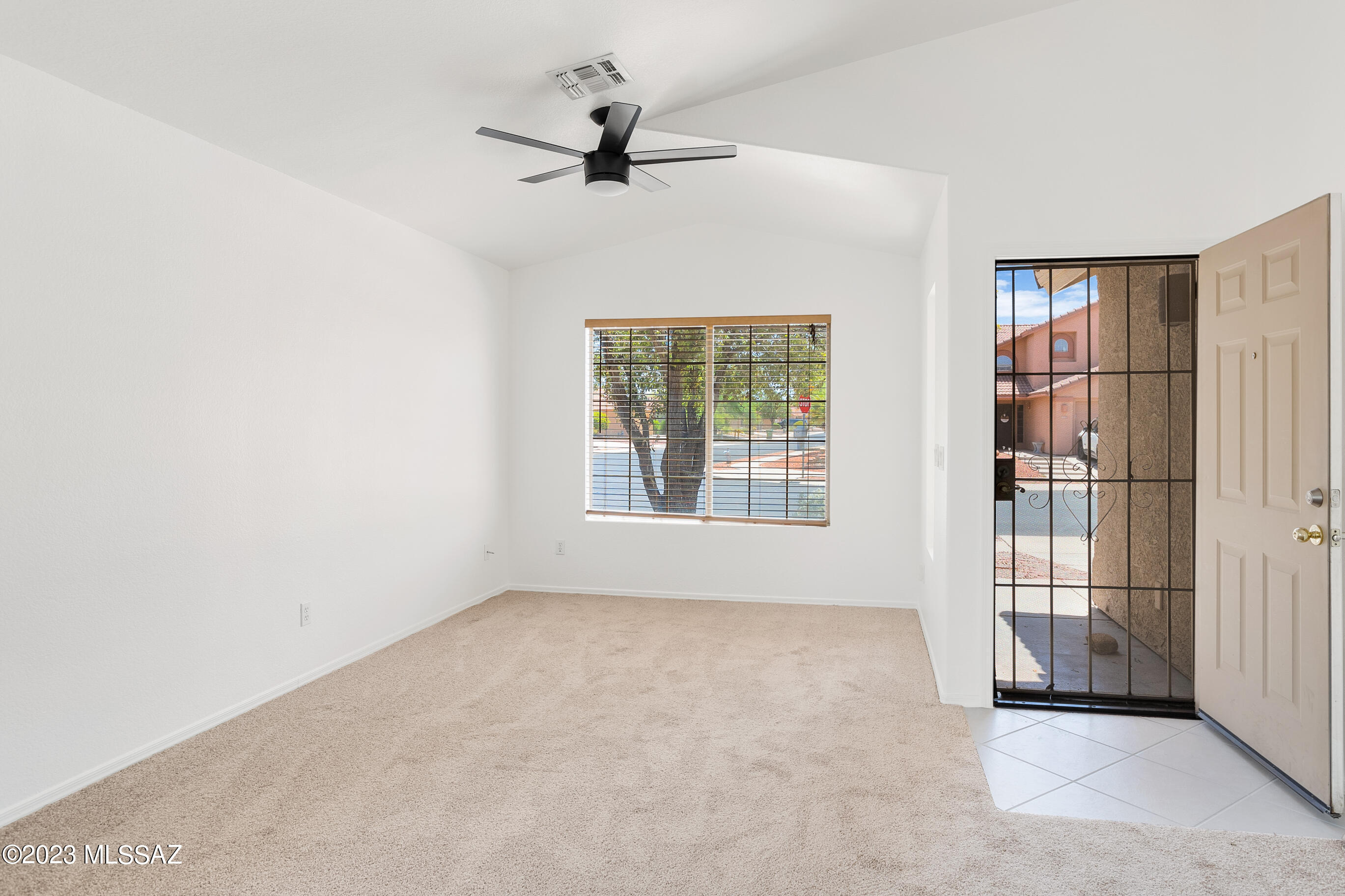 6960 W Avondale Place