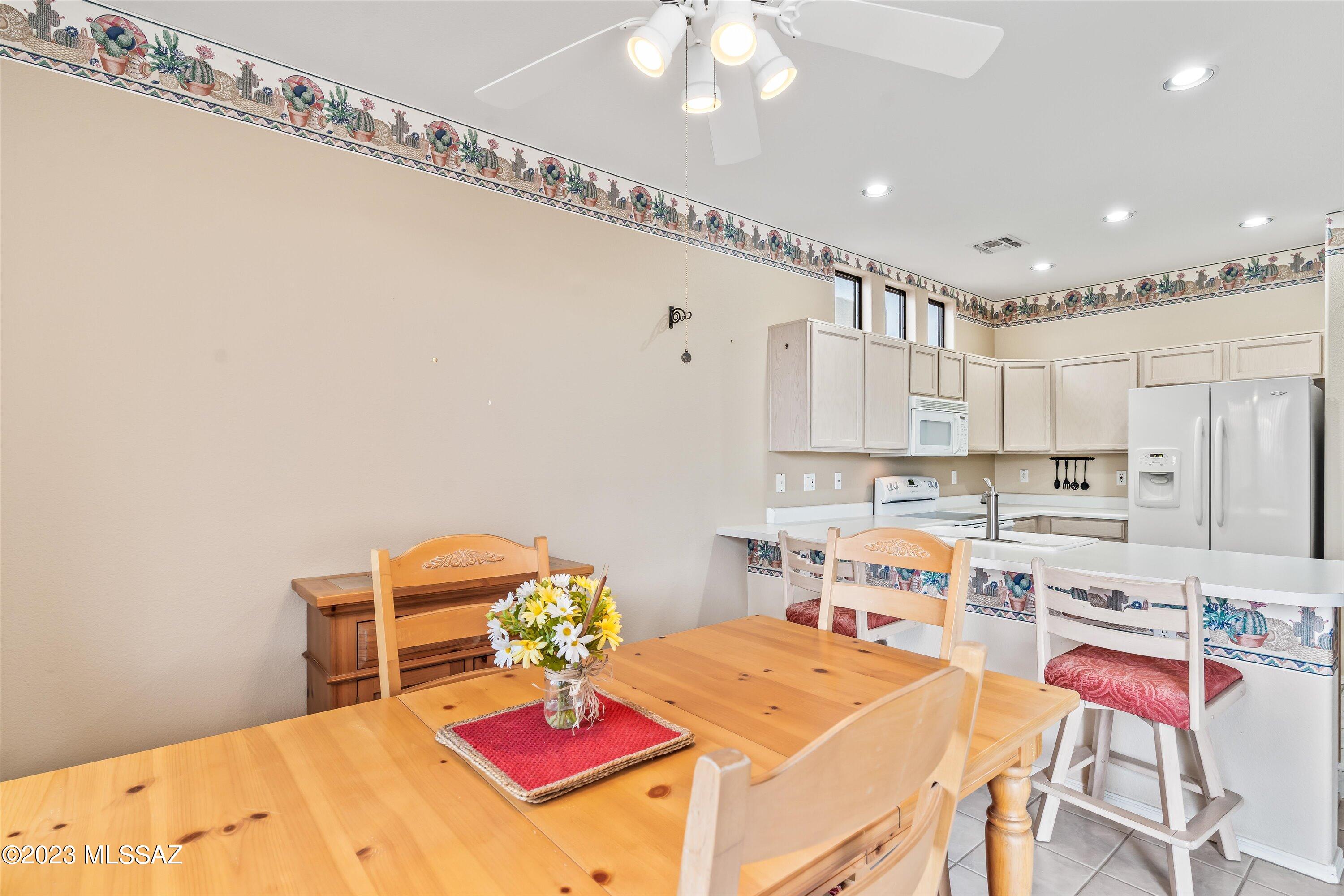 857 W Via Santa Adela