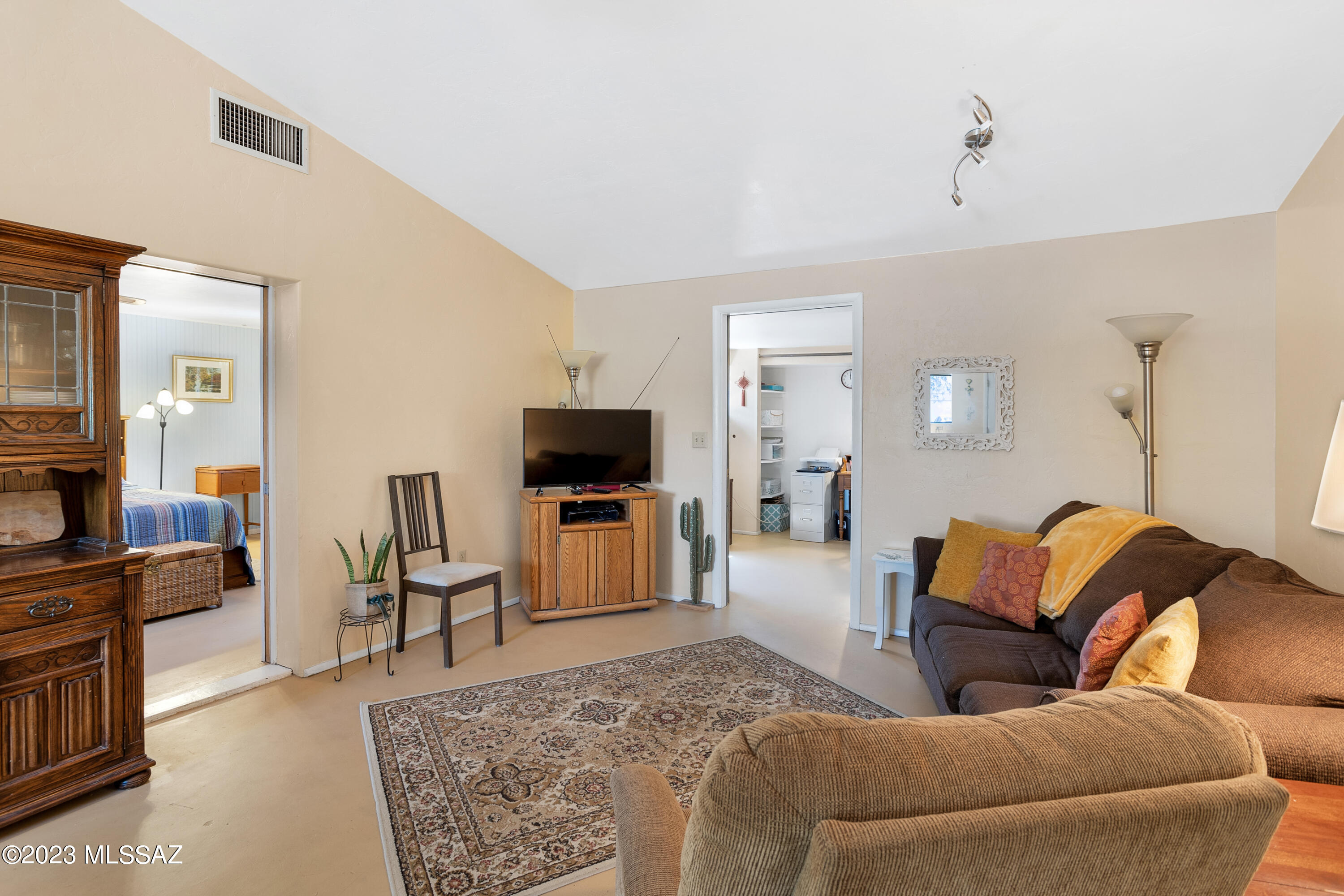 2315 N Madelyn Circle