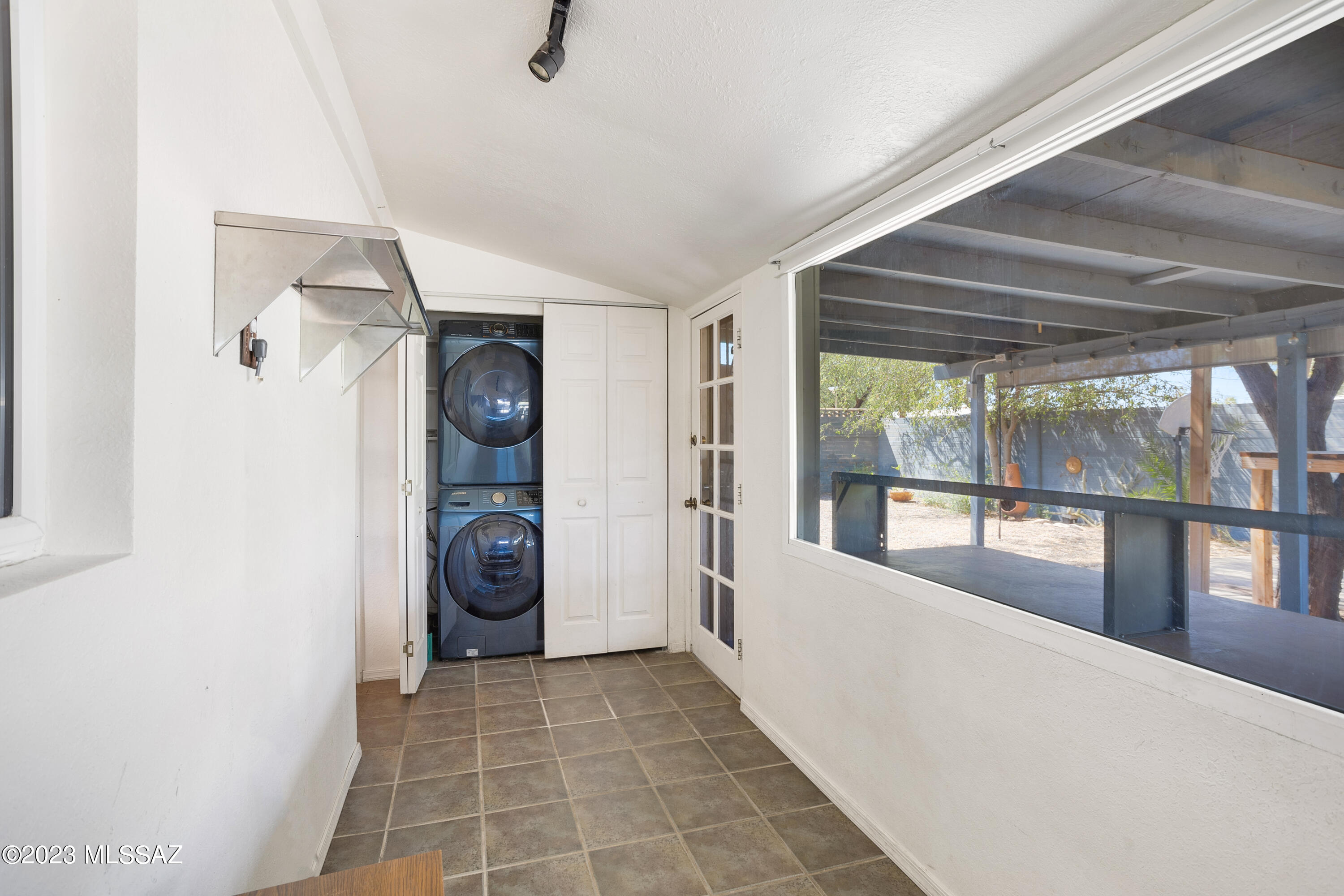 2315 N Madelyn Circle