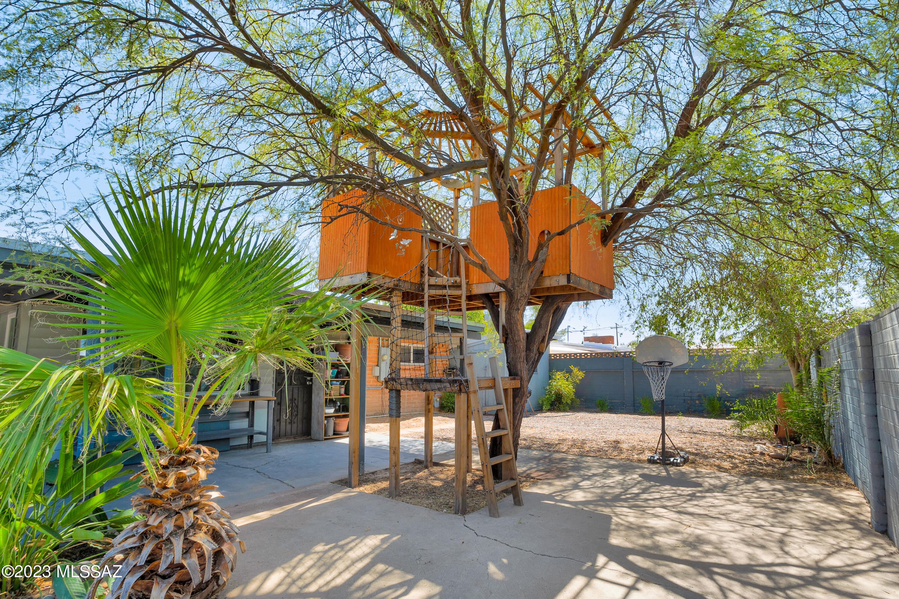 2315 N Madelyn Circle