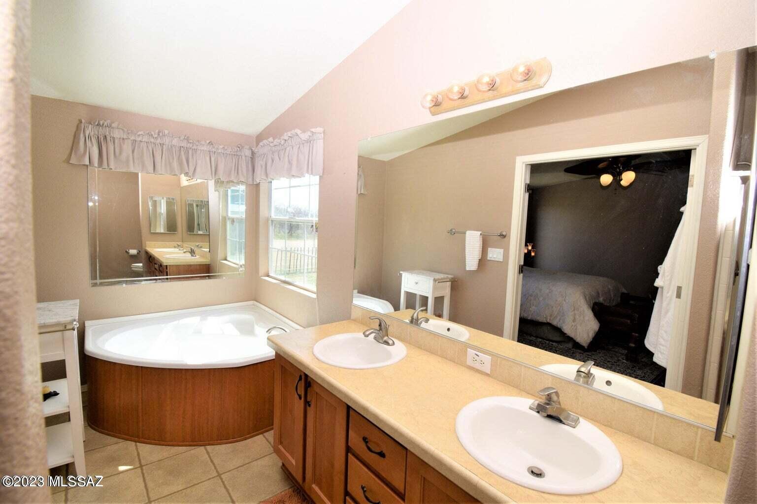 37070 S Pusch Street