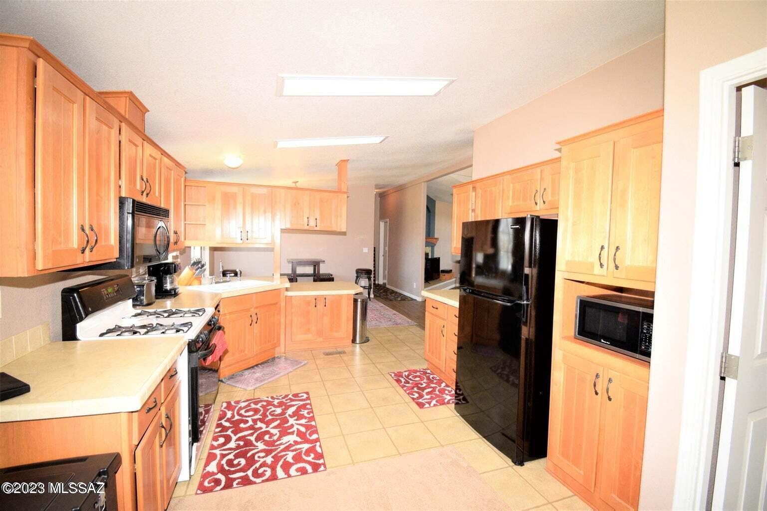 37070 S Pusch Street