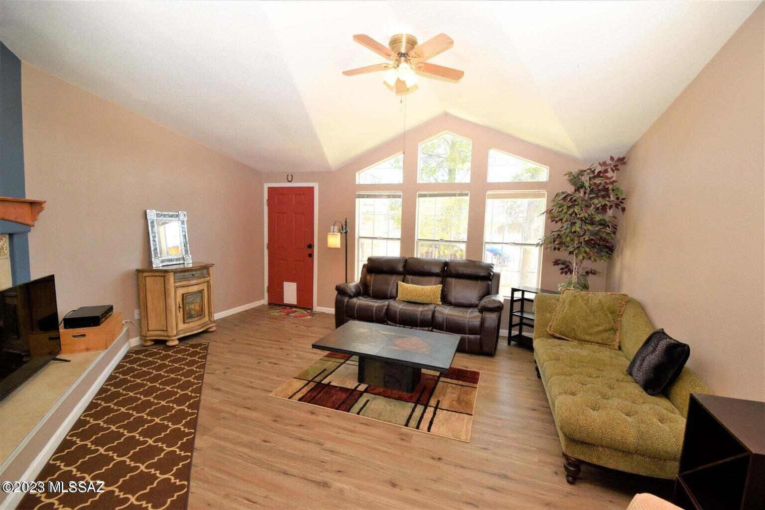 37070 S Pusch Street