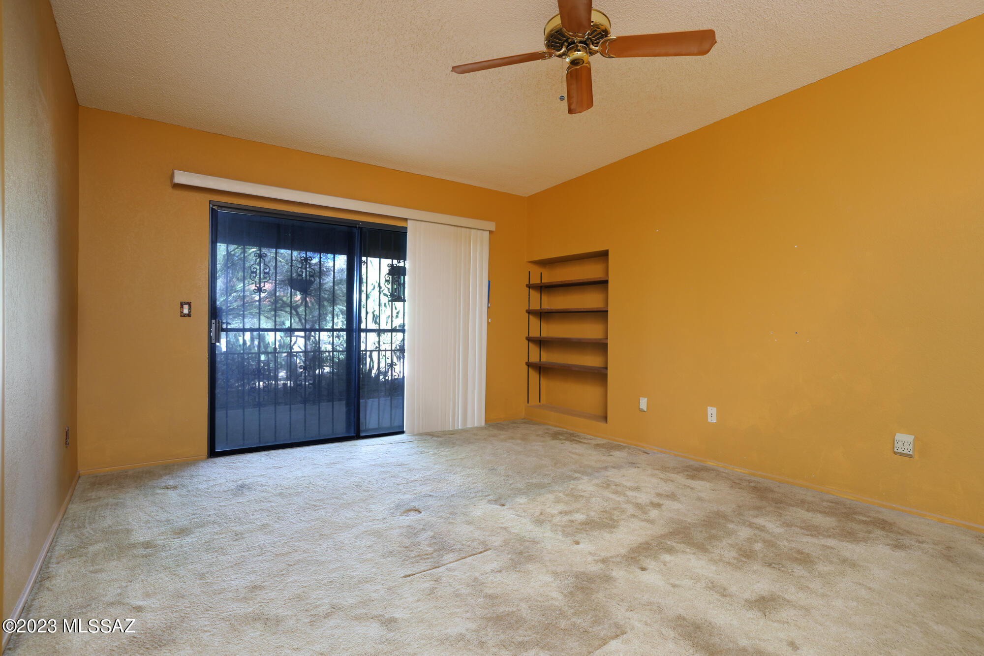 6161 N Calle De La Culebra
