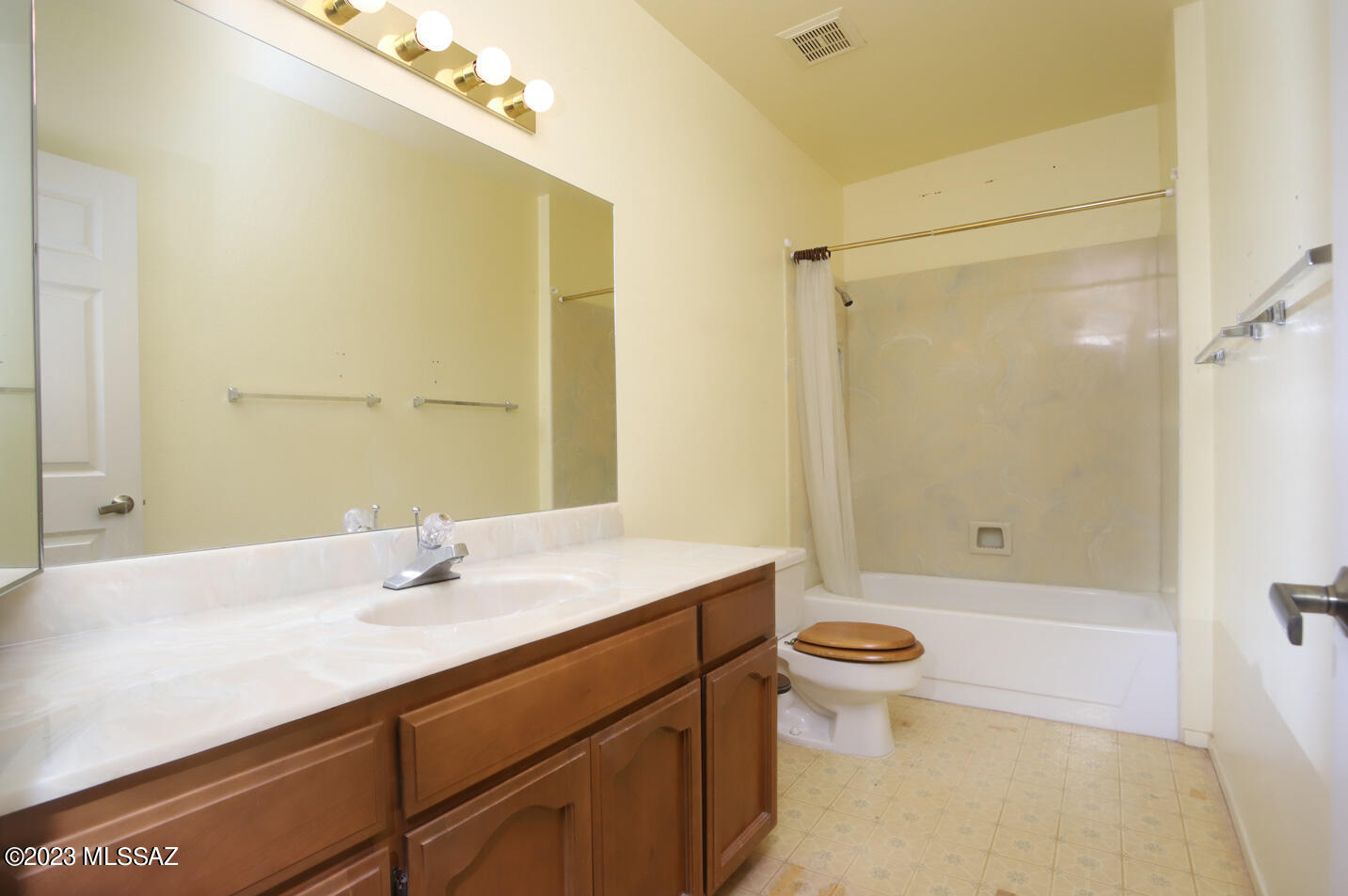 6161 N Calle De La Culebra