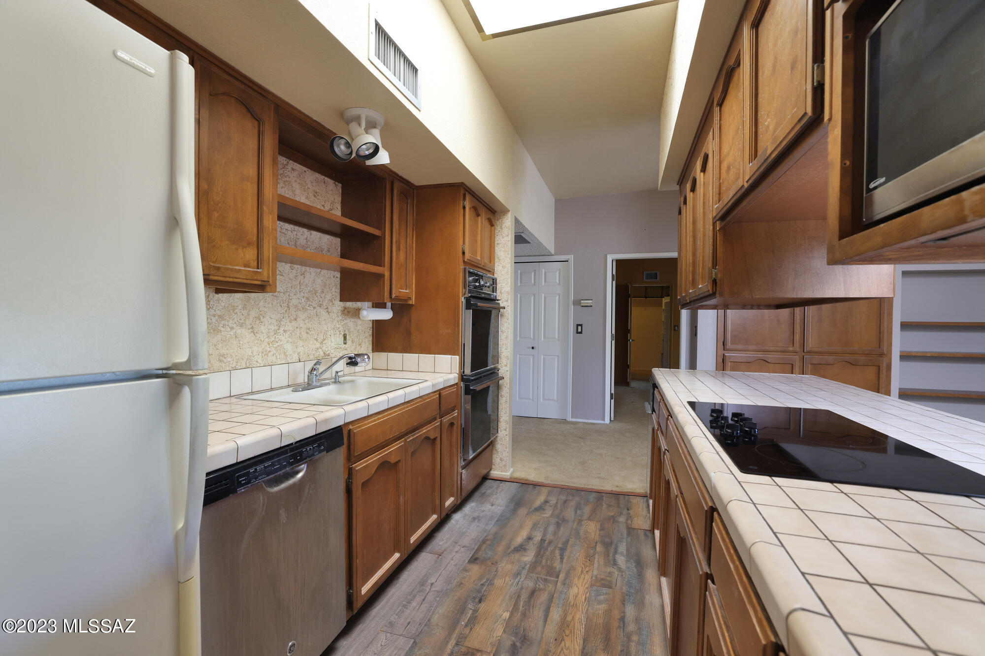 6161 N Calle De La Culebra