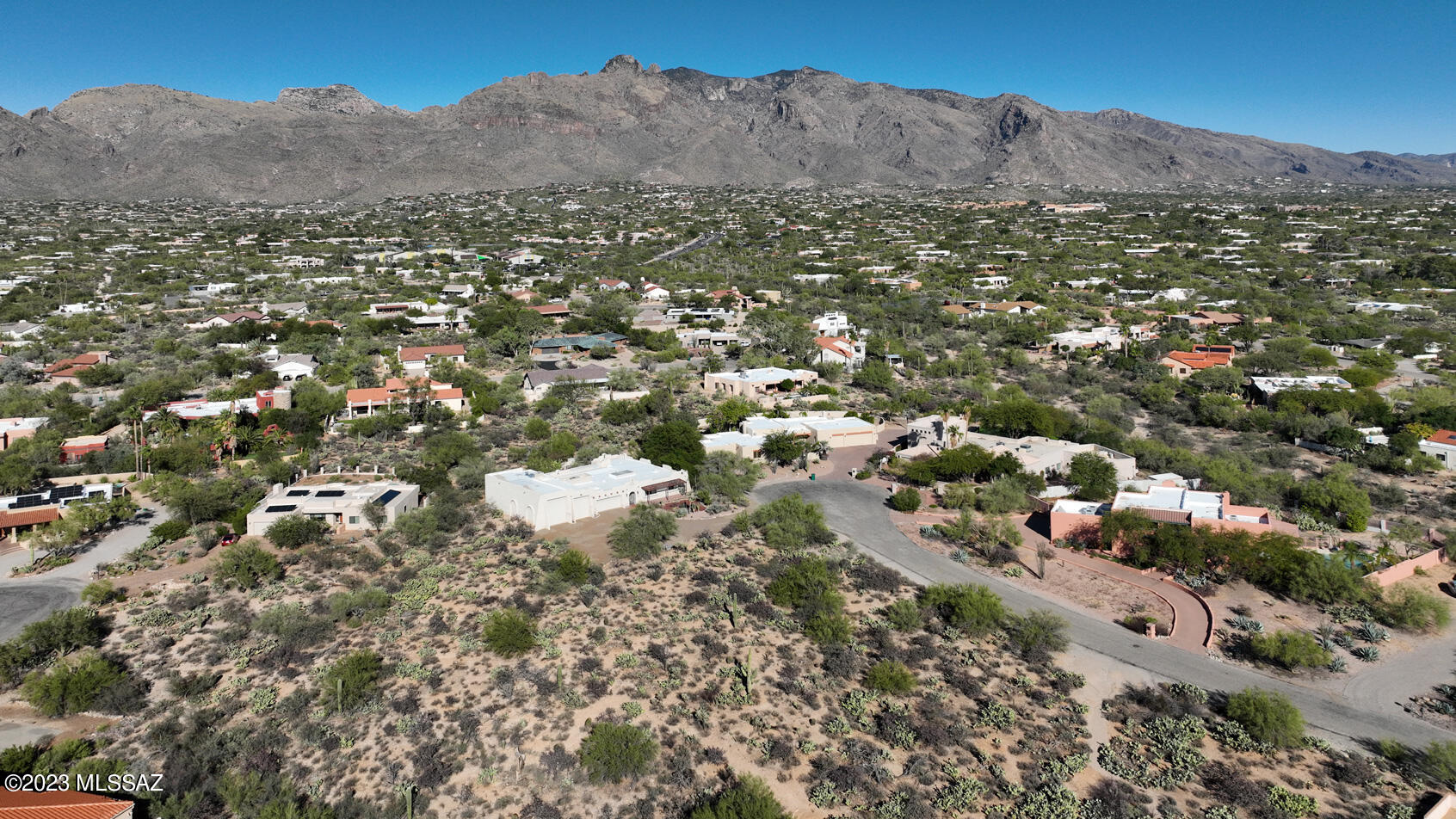 6161 N Calle De La Culebra
