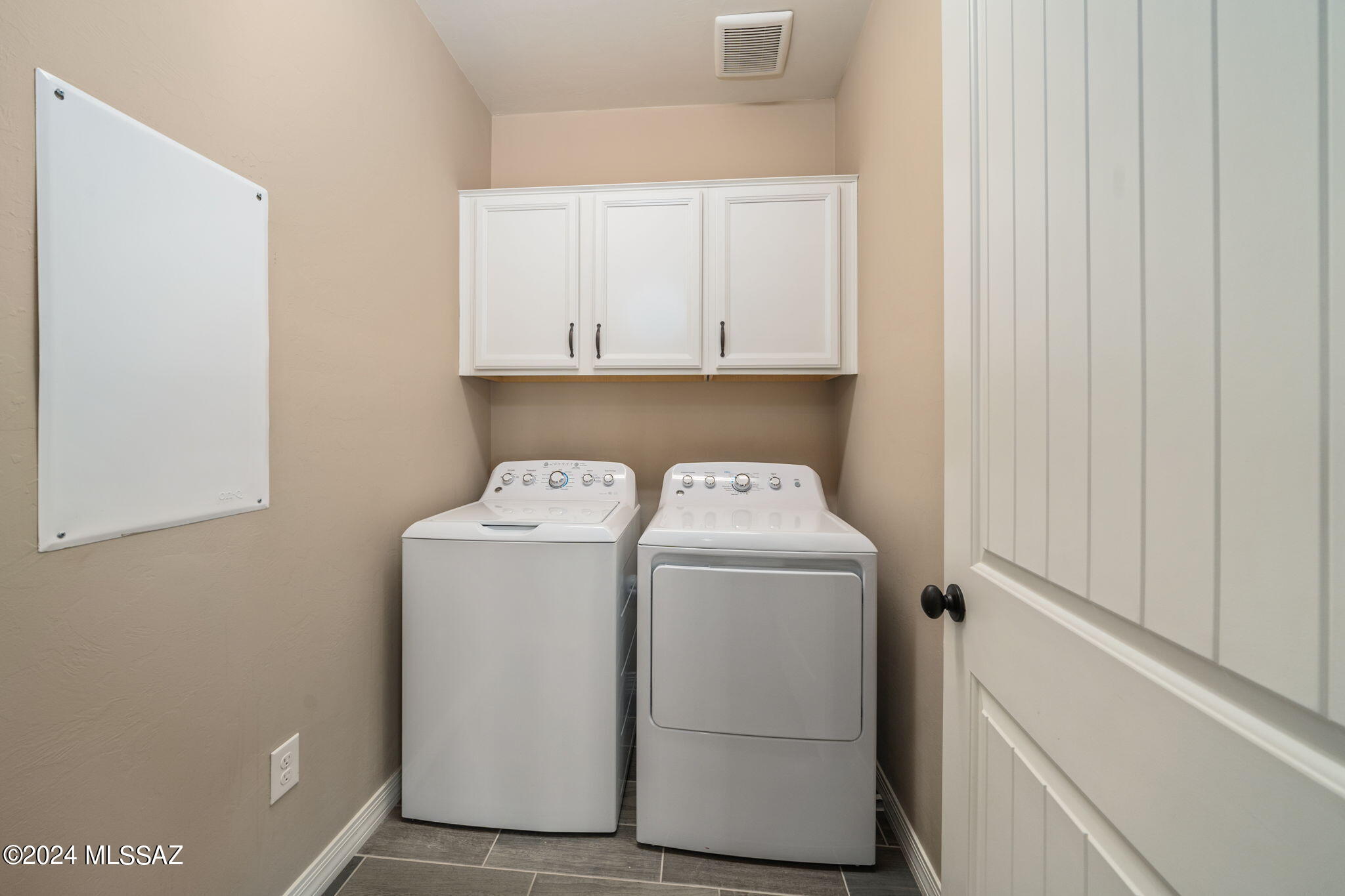 12334 N Amberwood Place