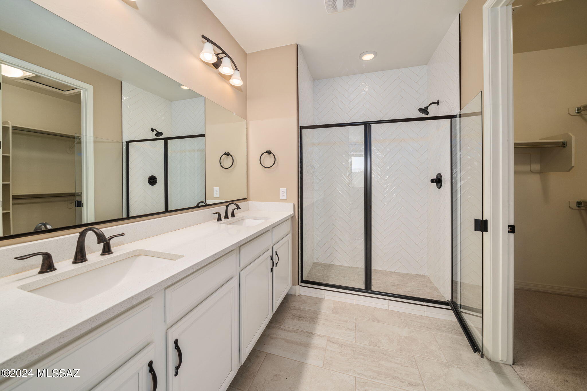 12334 N Amberwood Place