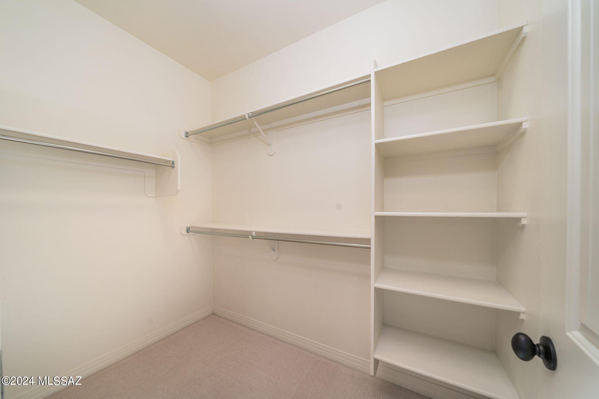 12334 N Amberwood Place