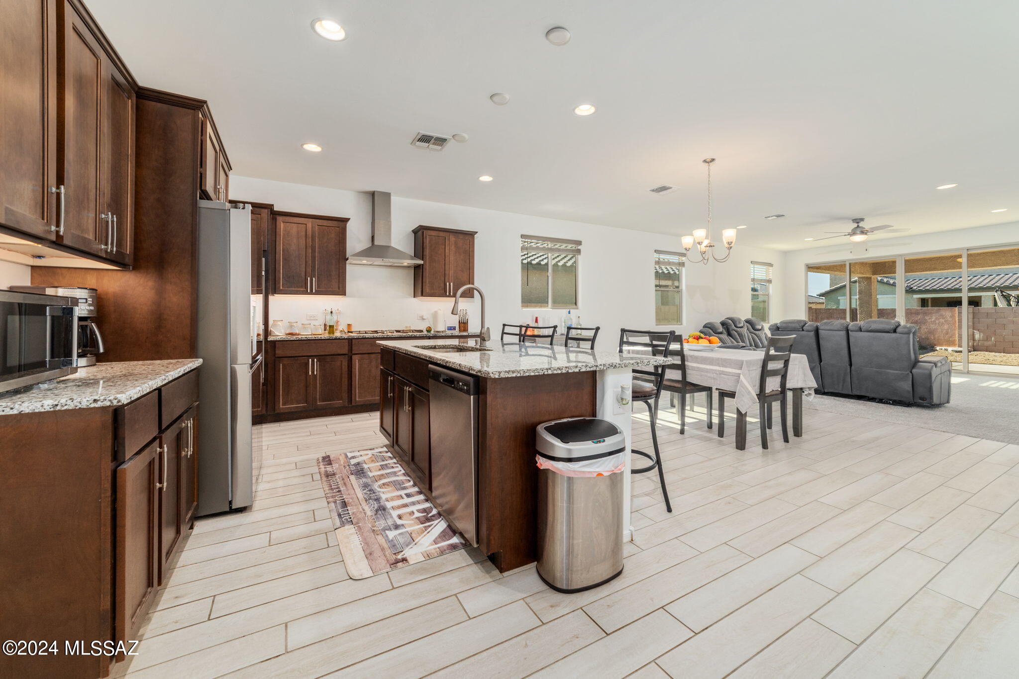 10942 W Radcliff Drive