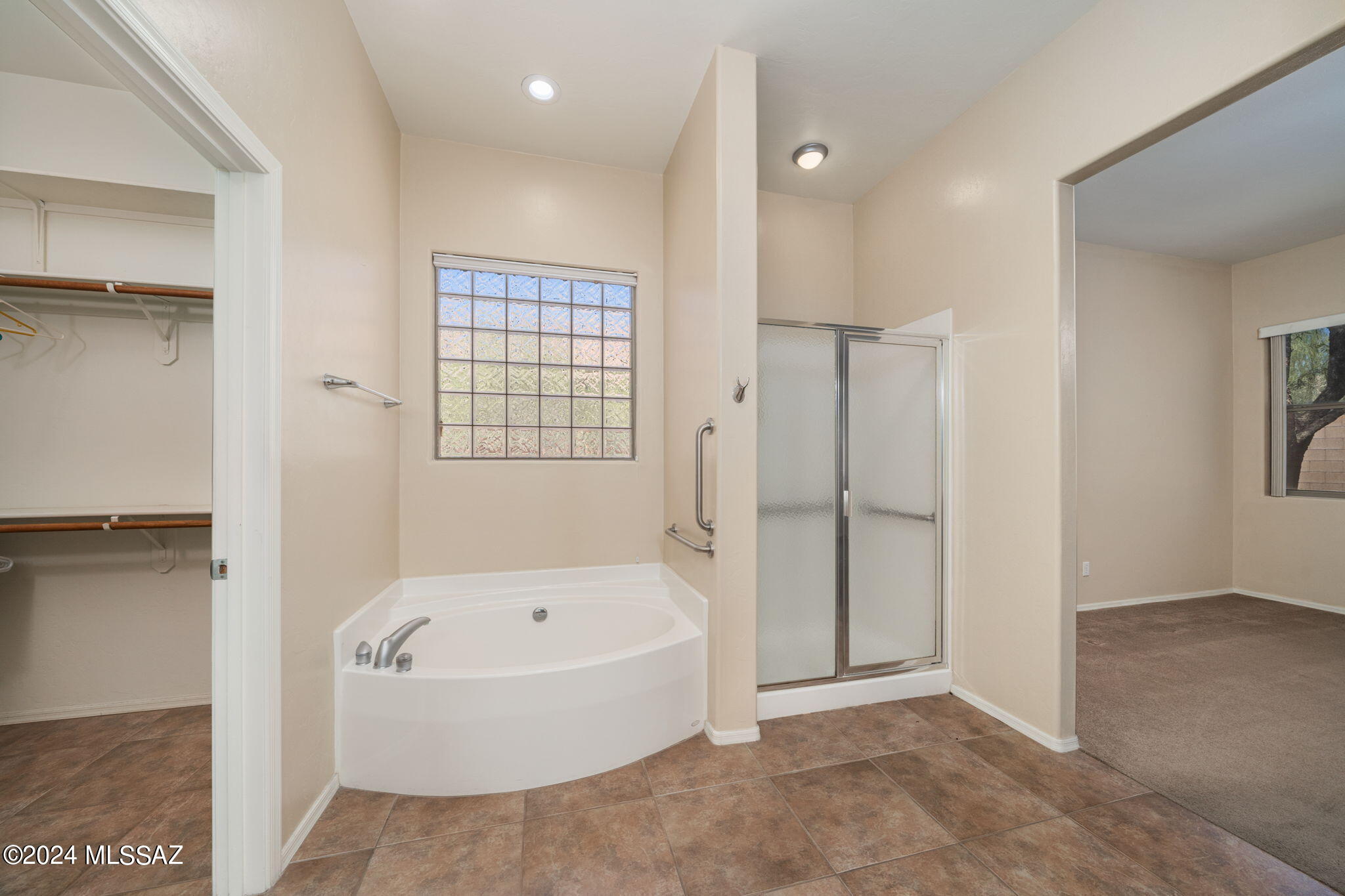 5028 W Tipperary Lane