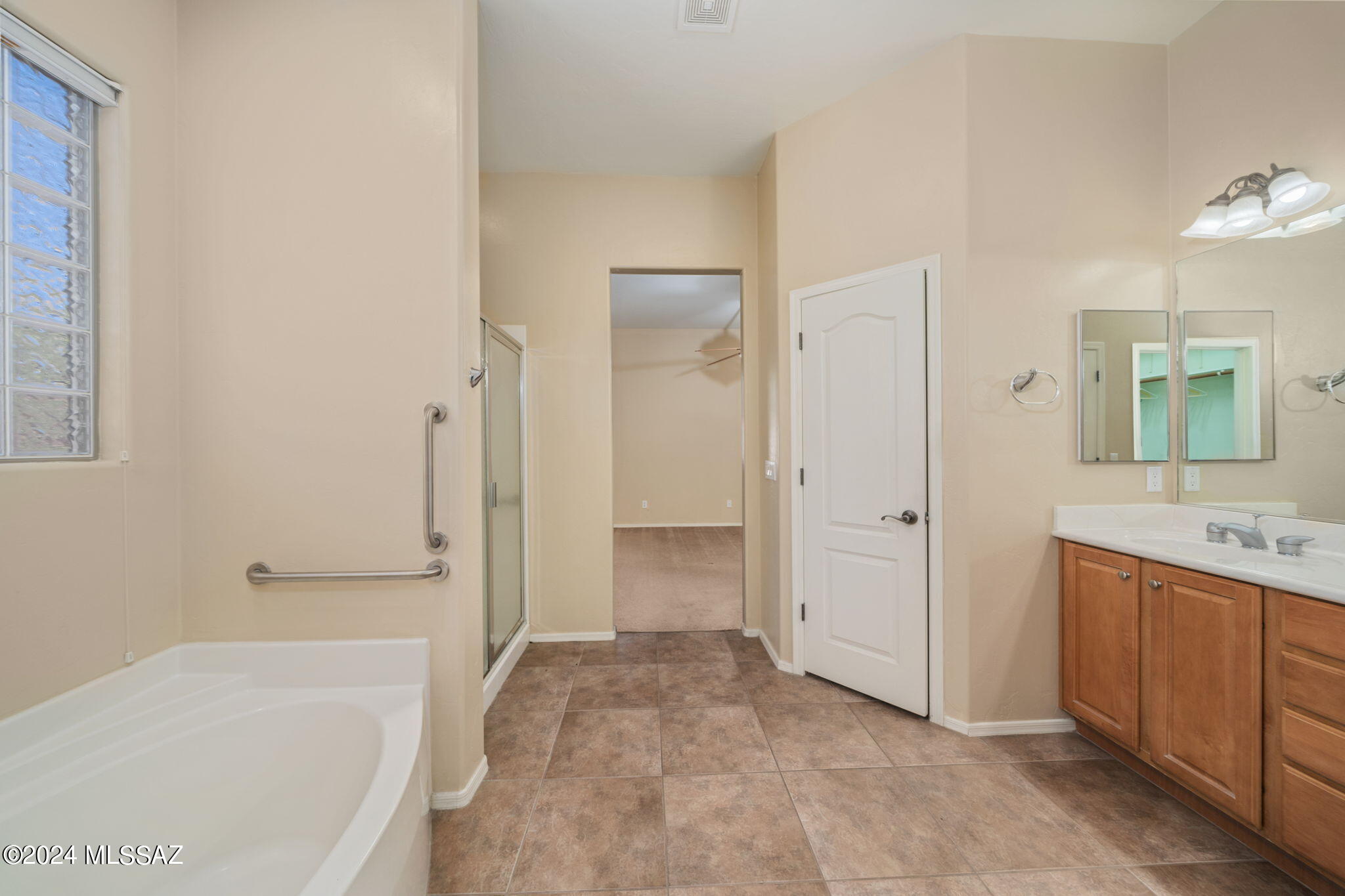 5028 W Tipperary Lane