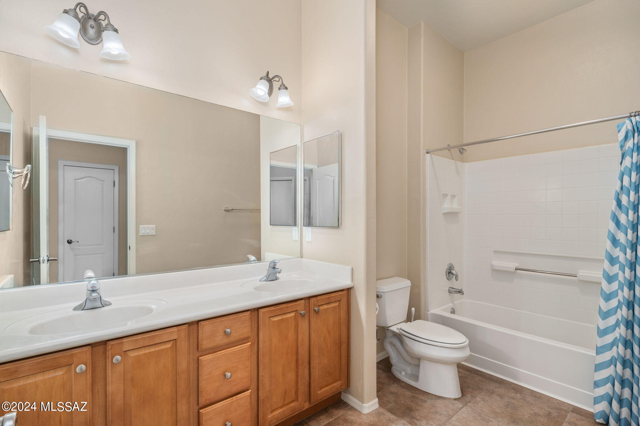 5028 W Tipperary Lane