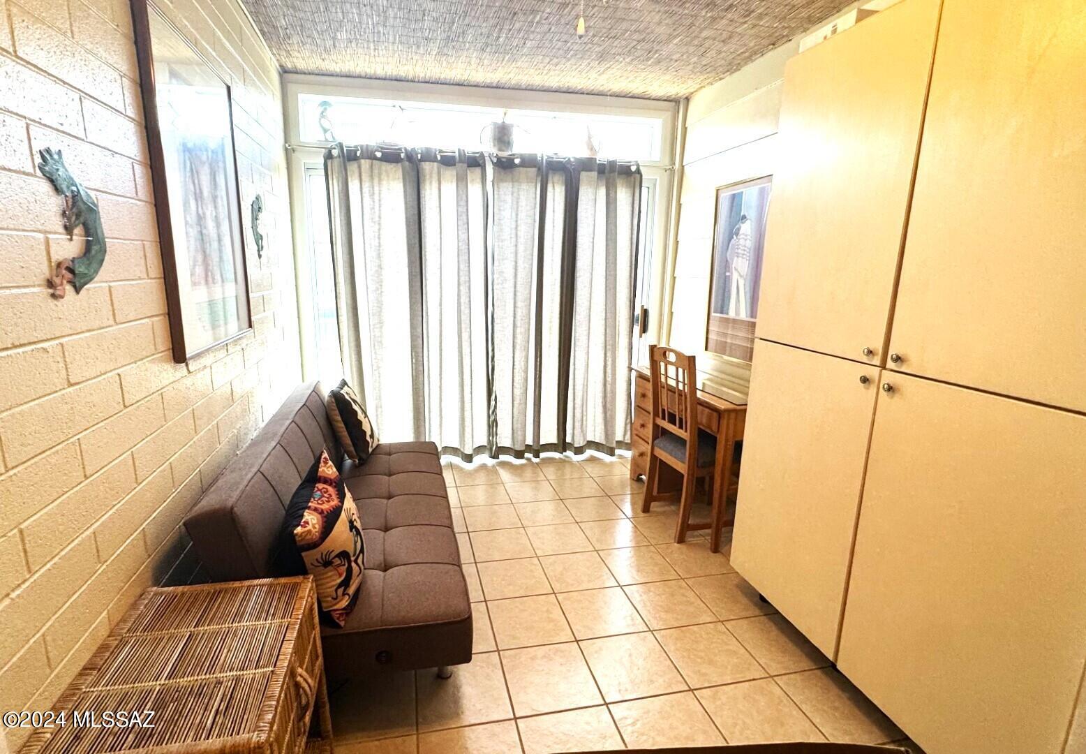 1715 S Jones Boulevard Unit: G-113