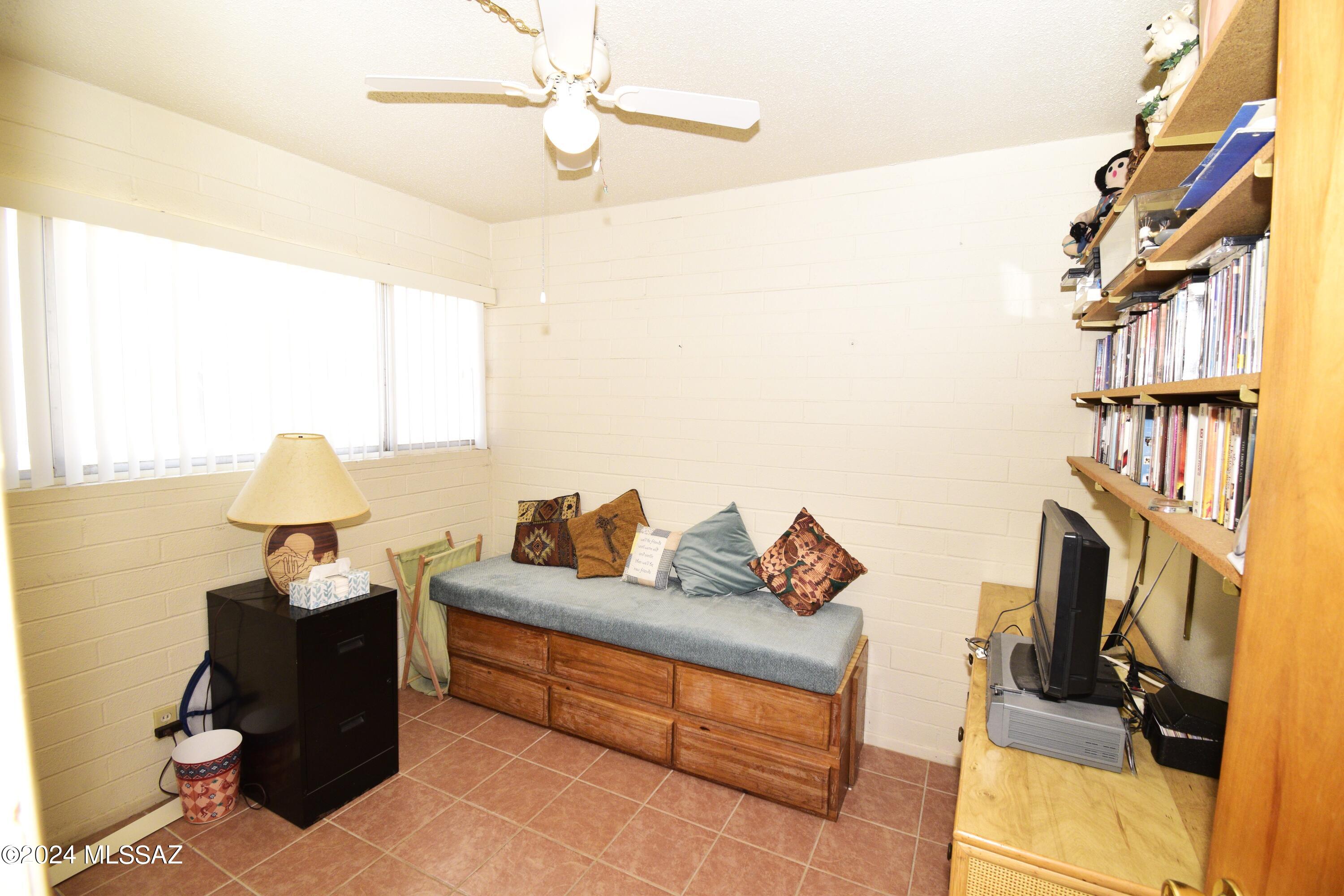 1715 S Jones Boulevard Unit: G-113