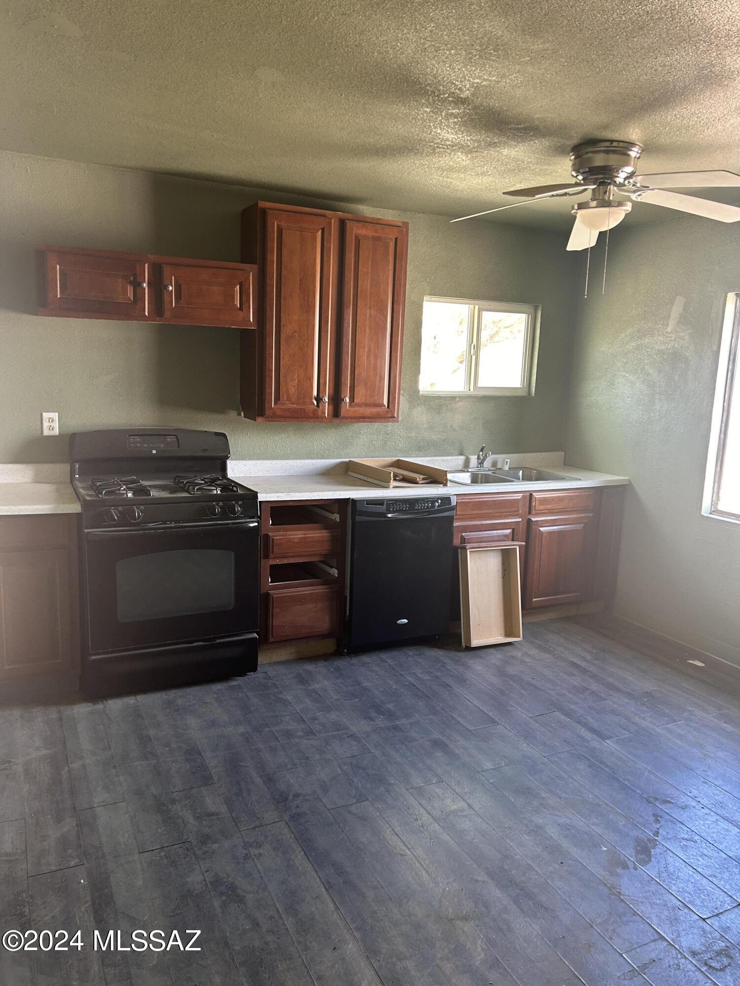 12681 N Hester Drive