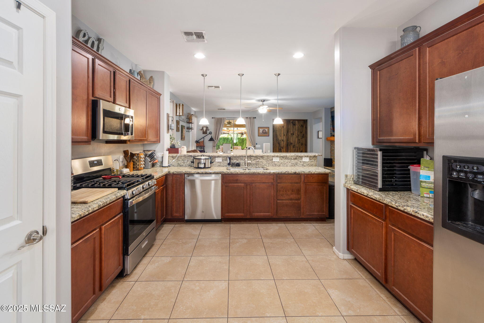 12637 N Greenberry Drive