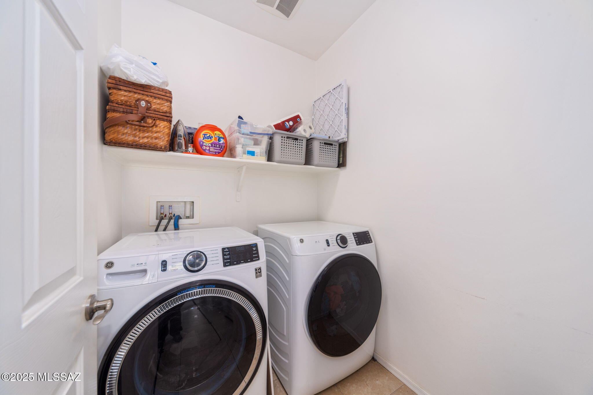 12637 N Greenberry Drive