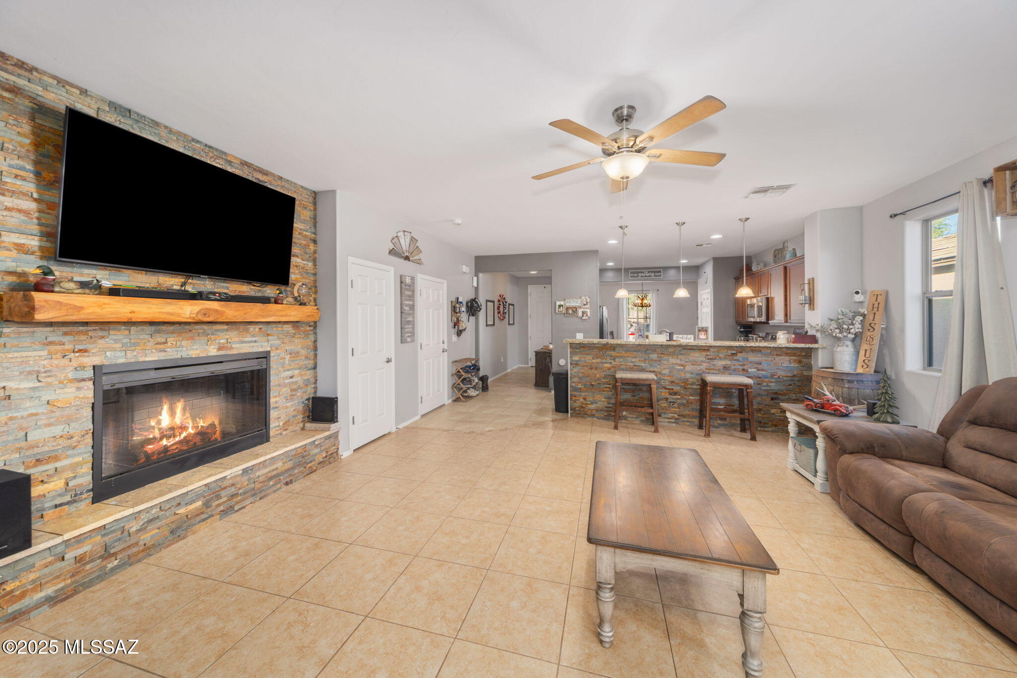 12637 N Greenberry Drive