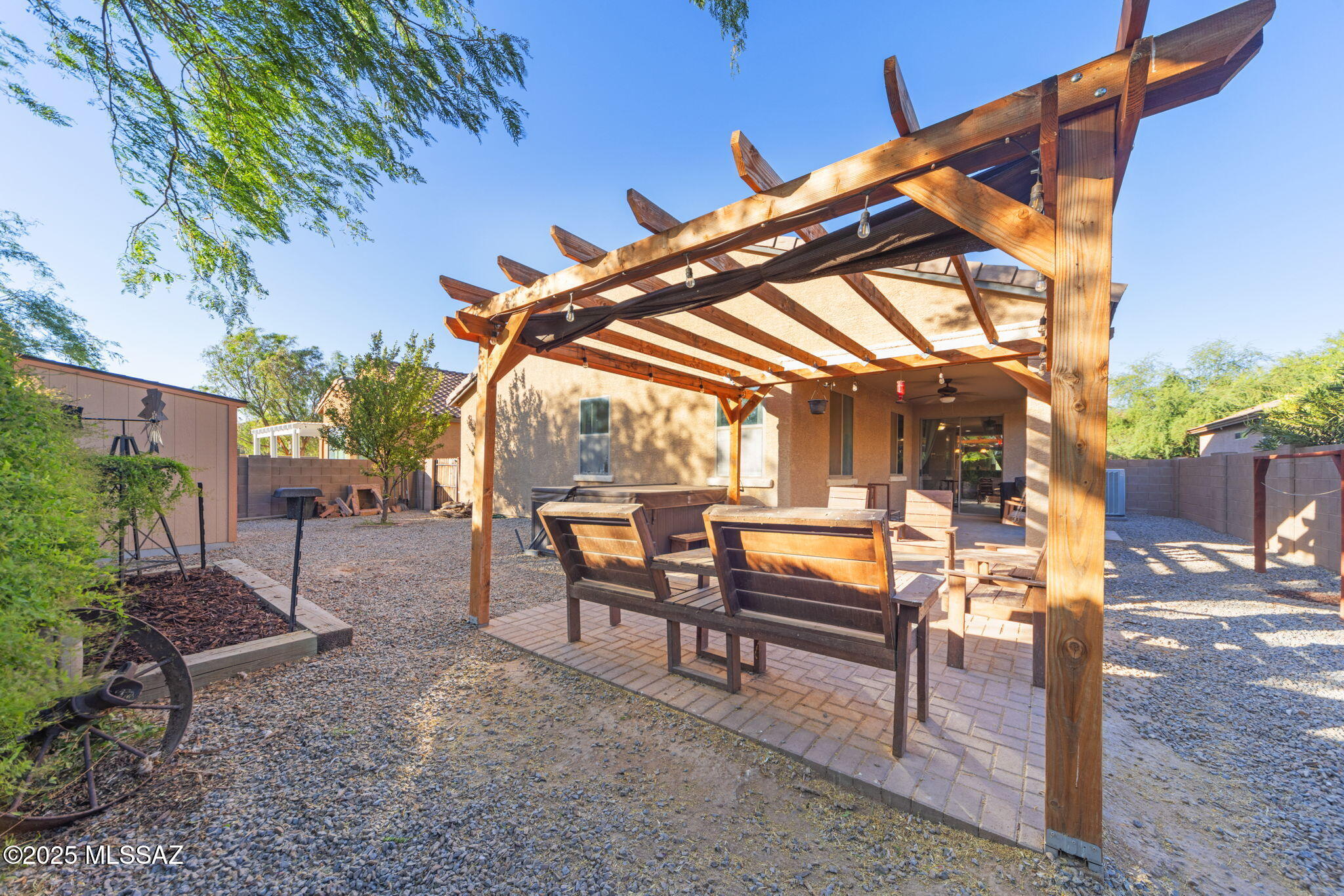 12637 N Greenberry Drive