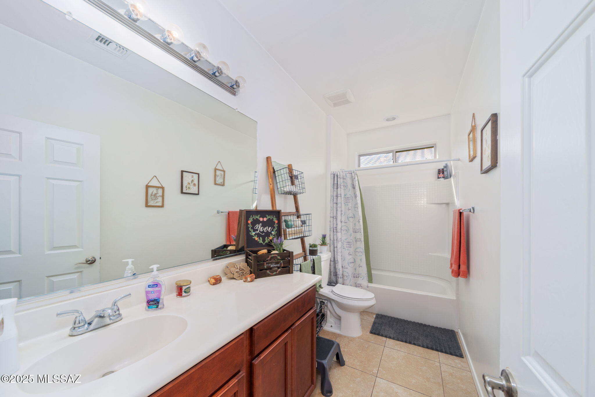 12637 N Greenberry Drive