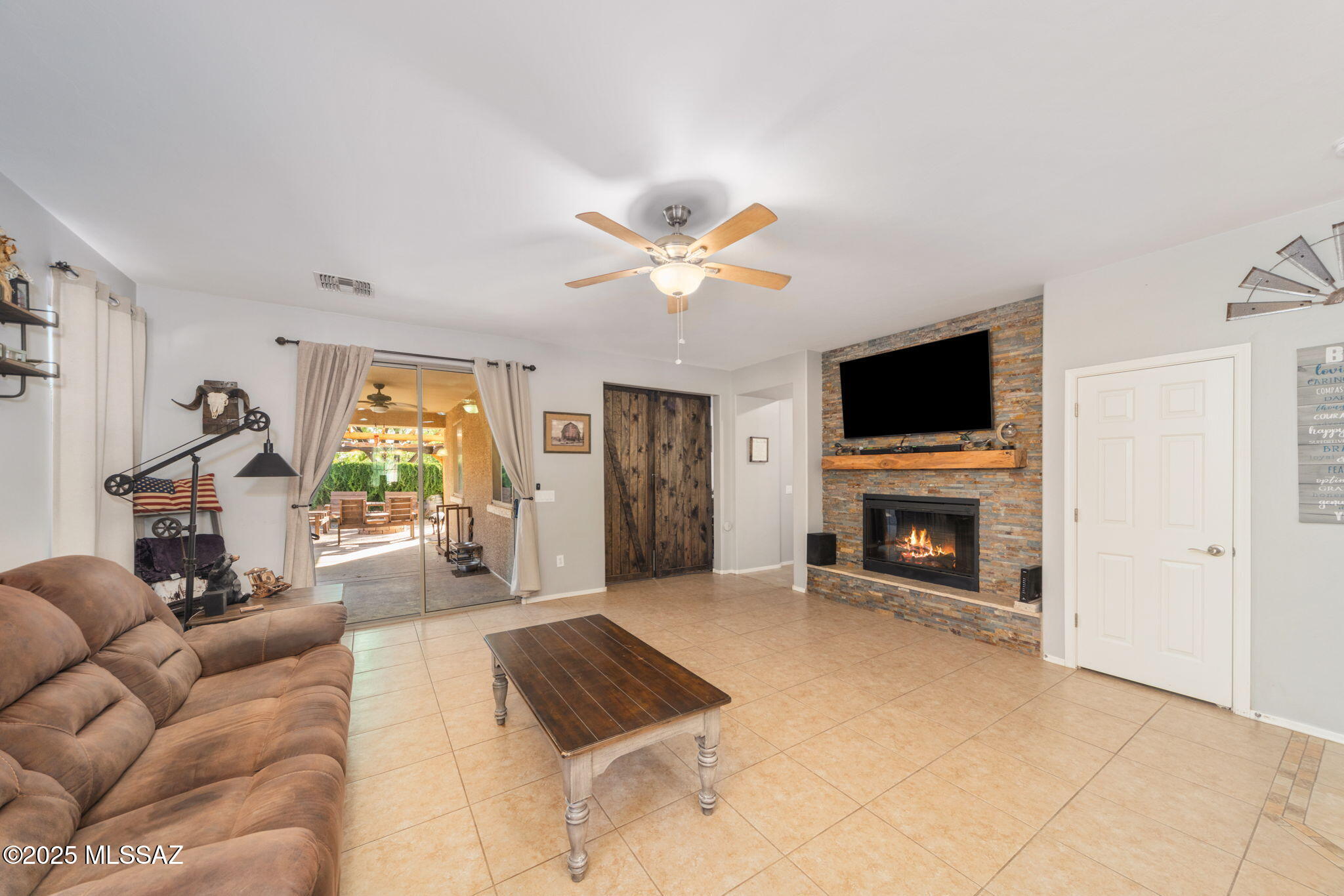 12637 N Greenberry Drive