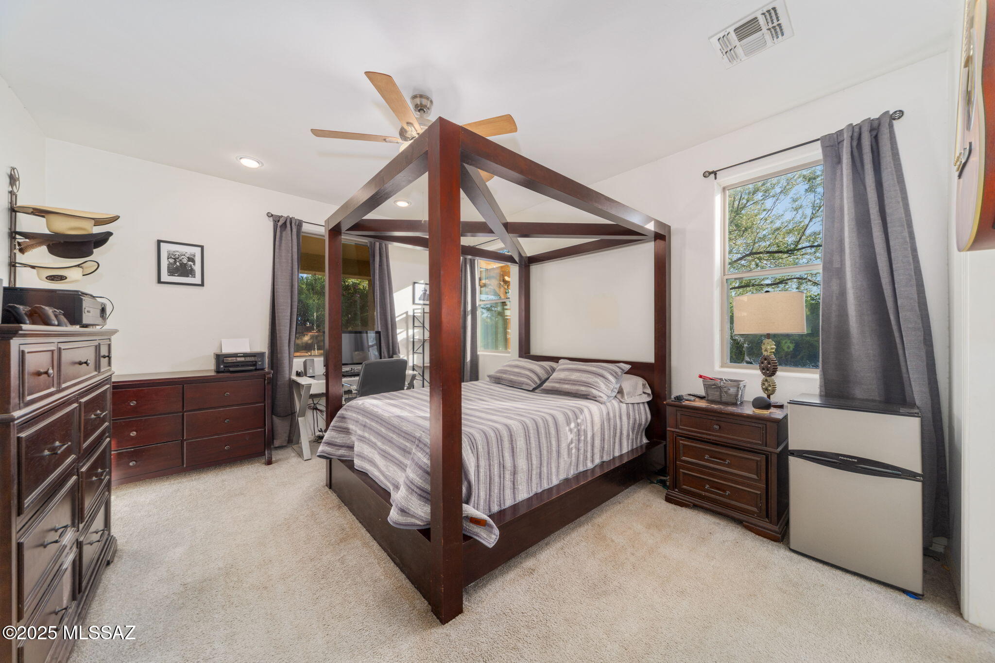 12637 N Greenberry Drive