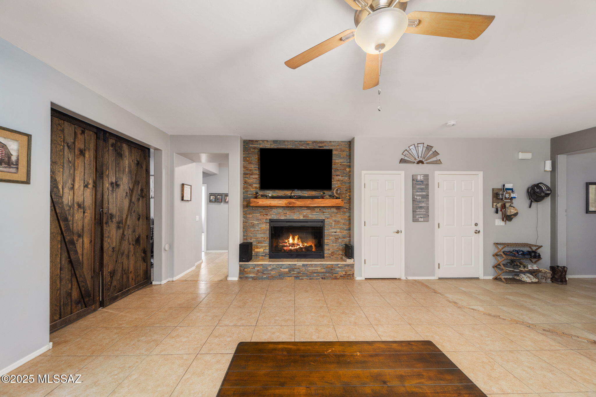 12637 N Greenberry Drive