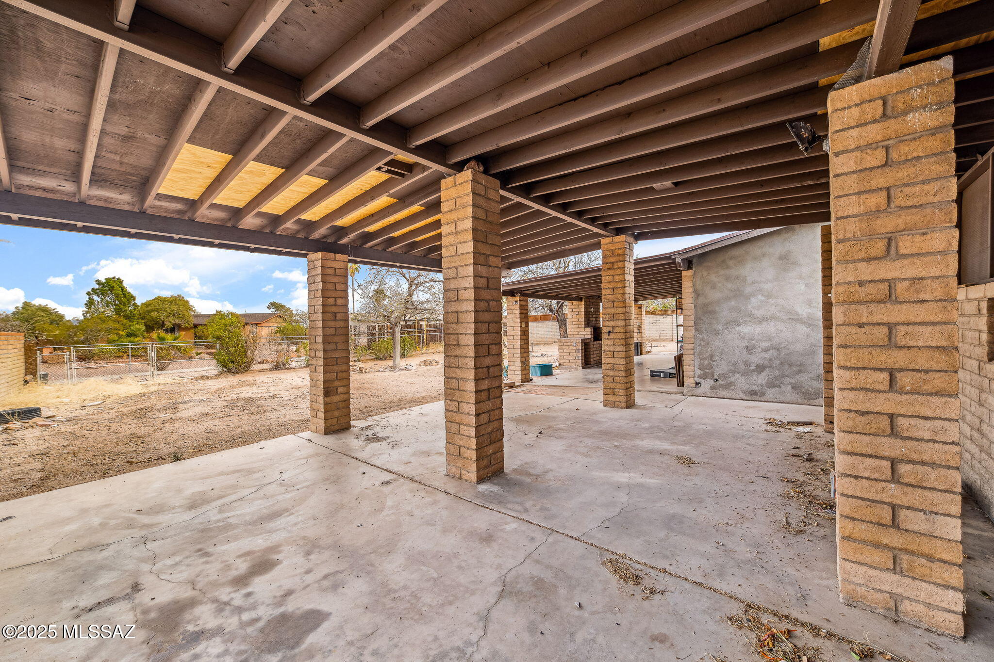 6761 S Paseo De Las Aguilas