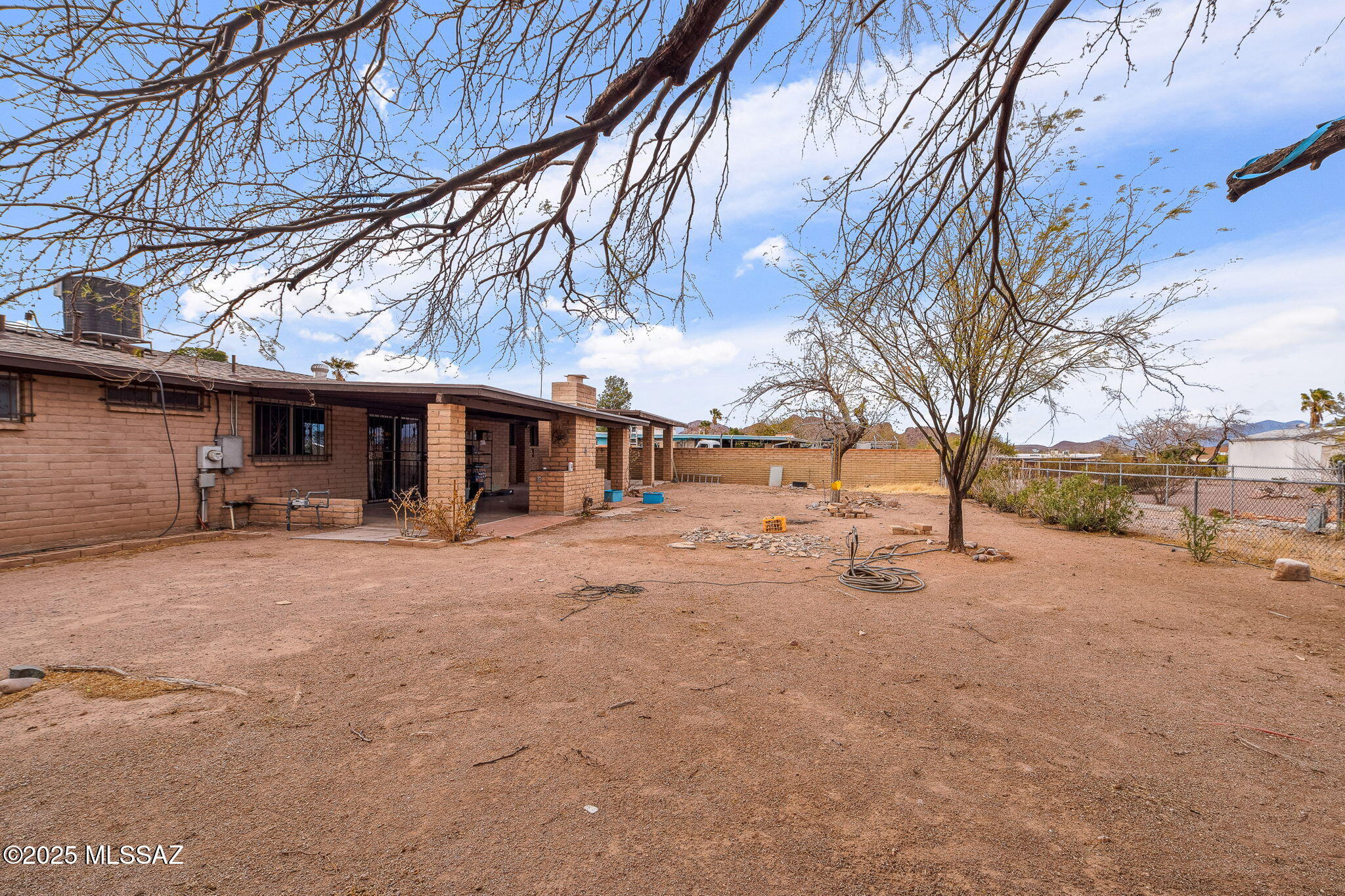 6761 S Paseo De Las Aguilas