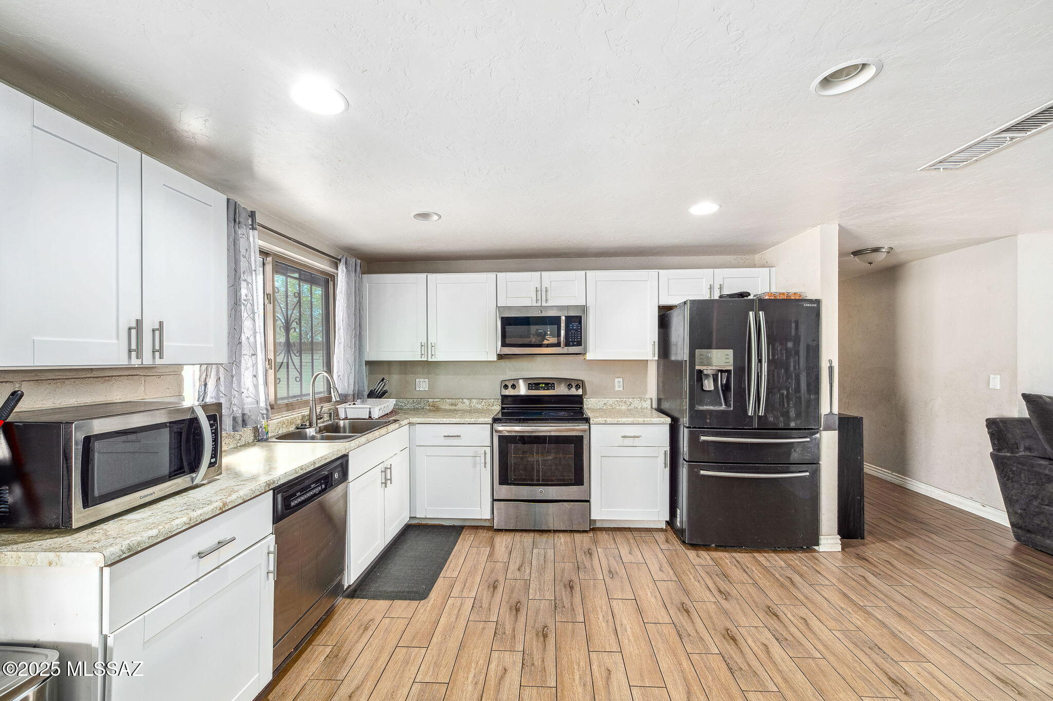 6761 S Paseo De Las Aguilas