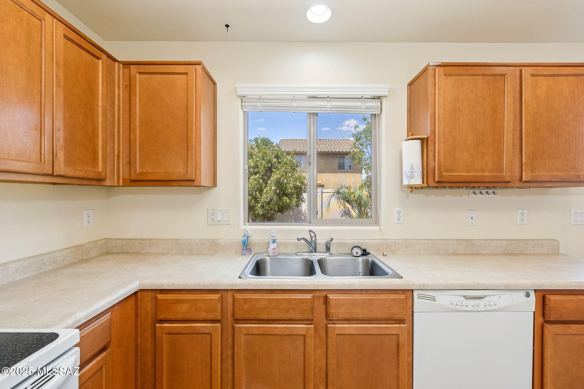 21606 E Homestead Drive