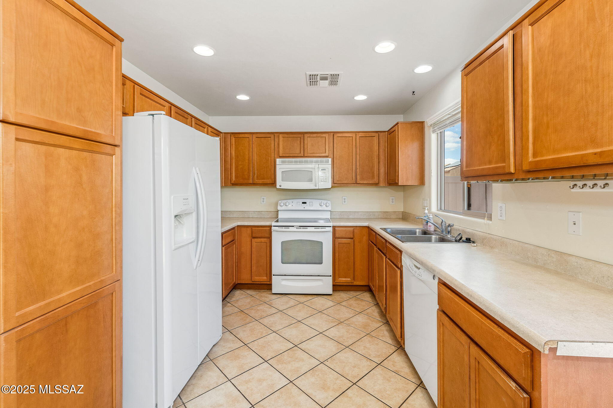 21606 E Homestead Drive