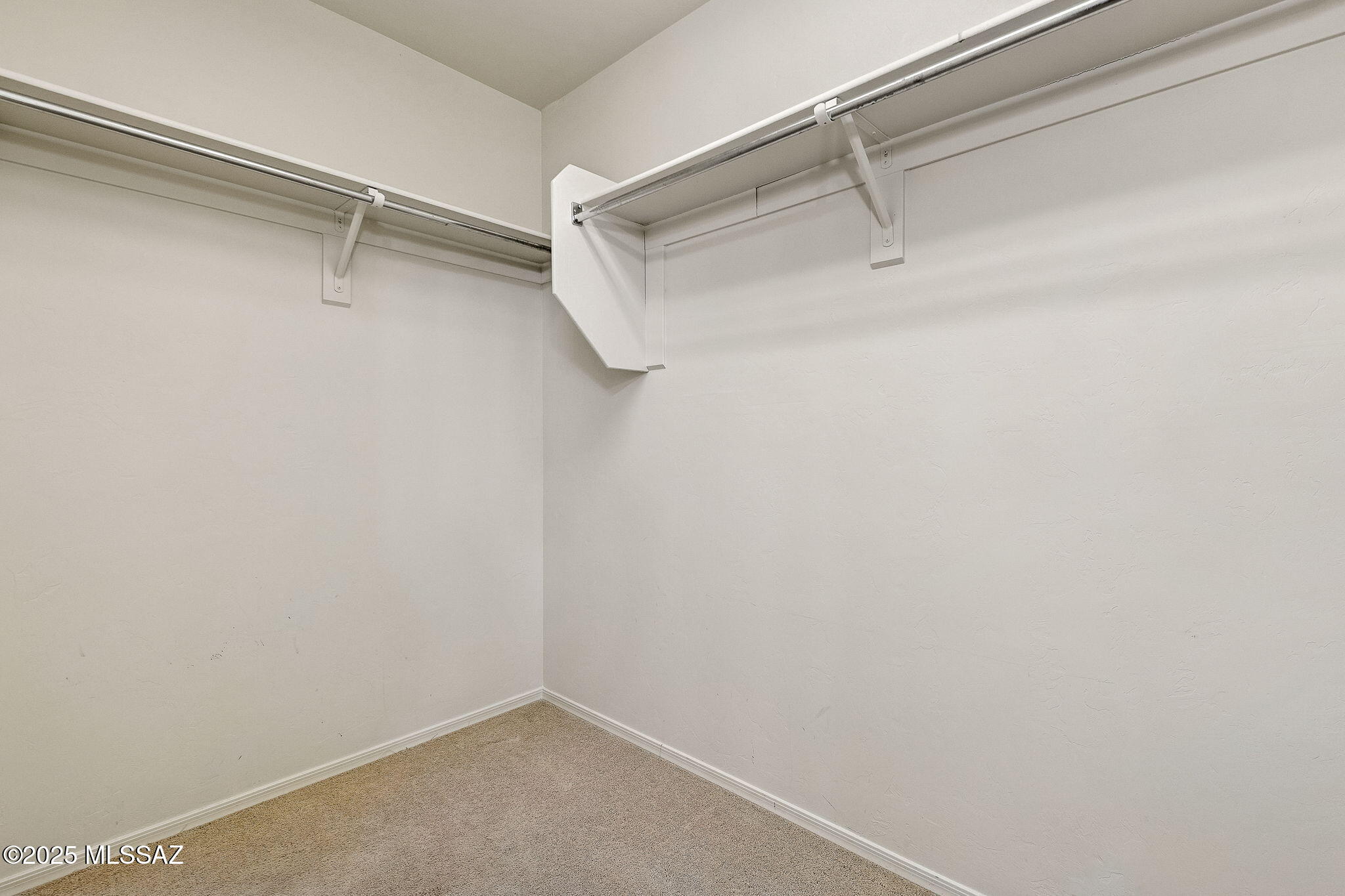 21606 E Homestead Drive