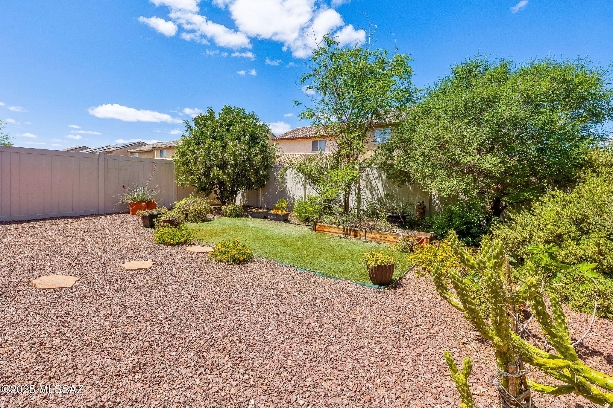 21606 E Homestead Drive