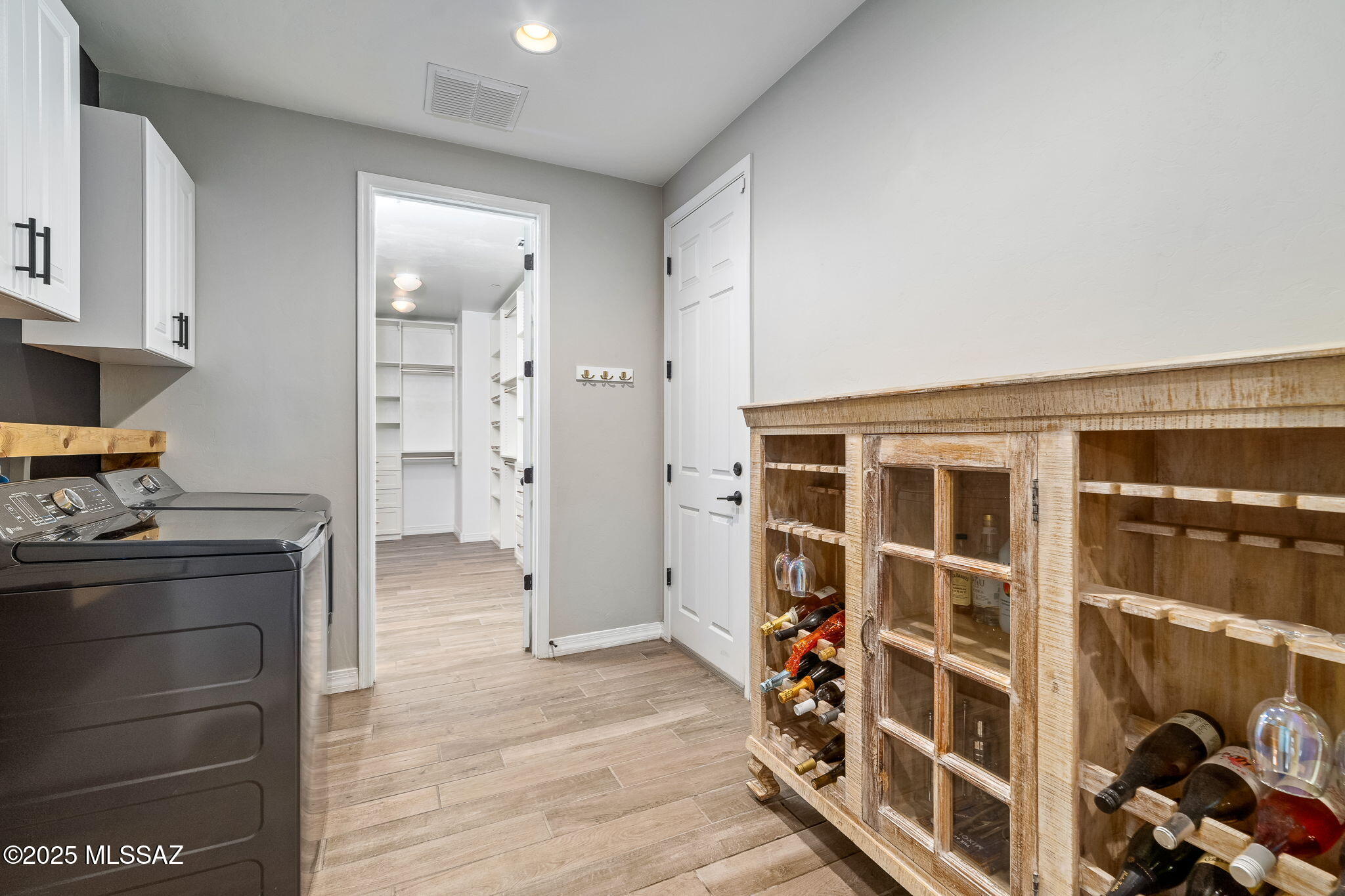 12237 N Goldenview Lane