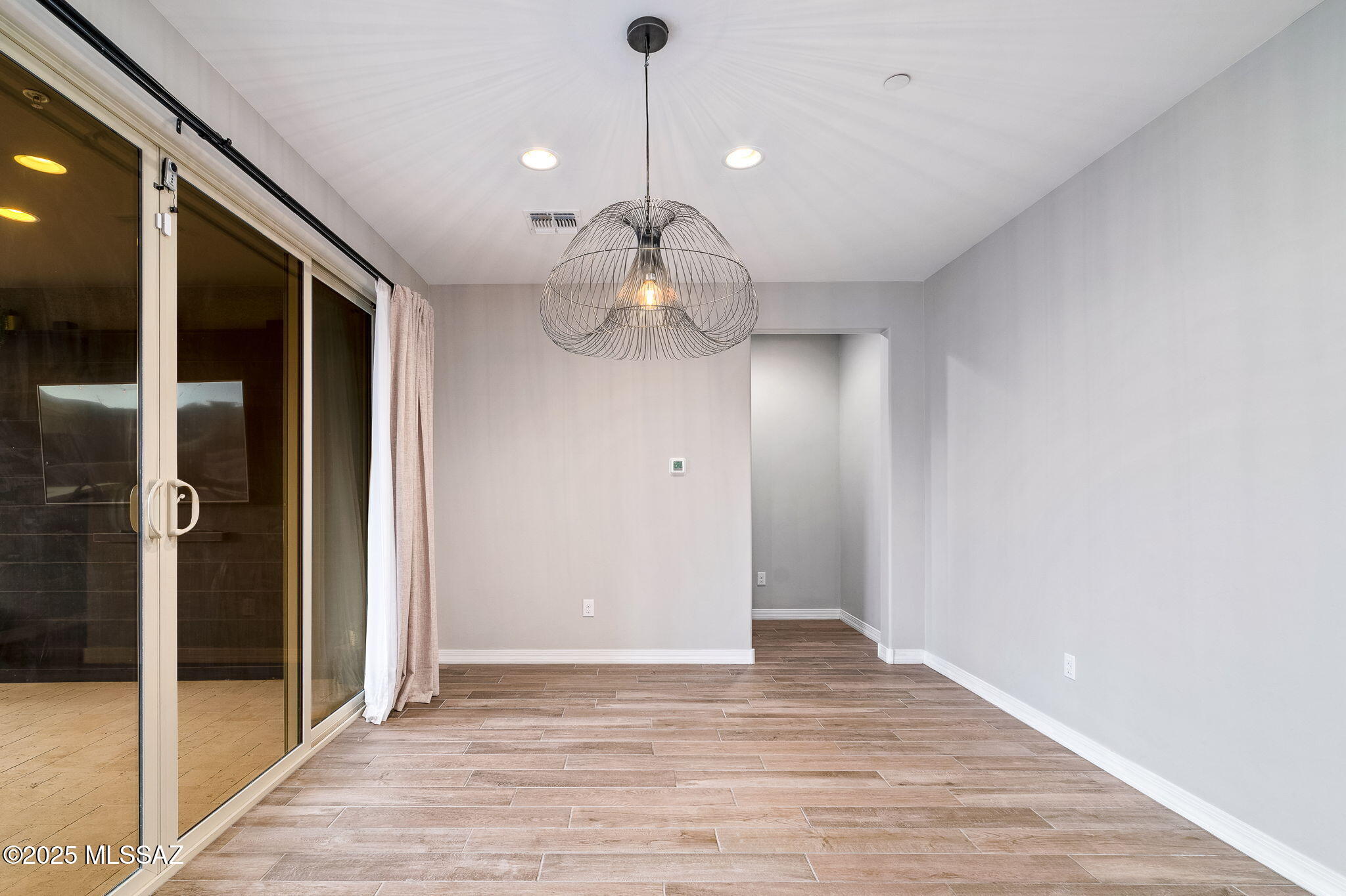 12237 N Goldenview Lane