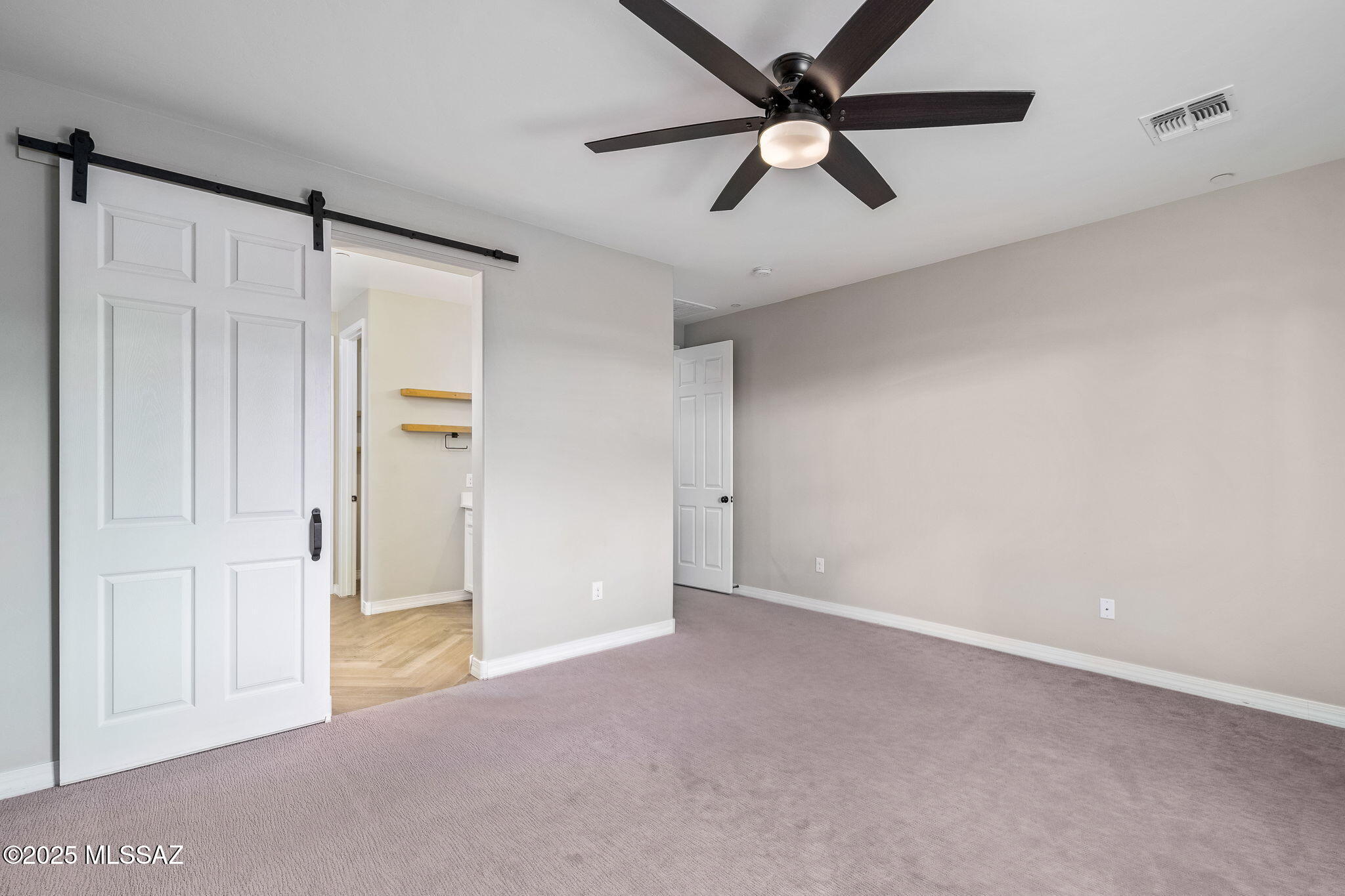 12237 N Goldenview Lane